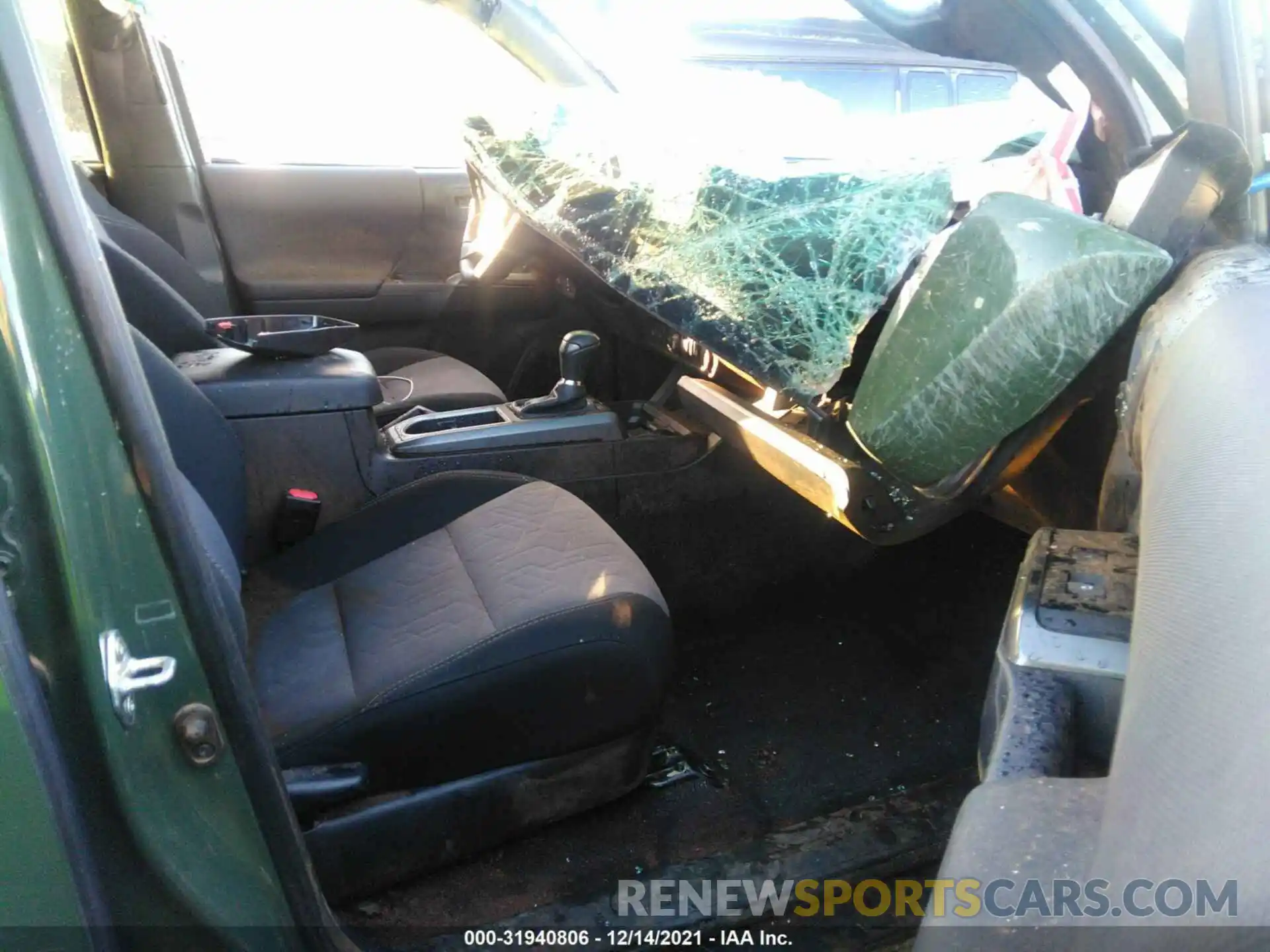 5 Photograph of a damaged car 3TMDZ5BN4MM106225 TOYOTA TACOMA 4WD 2021