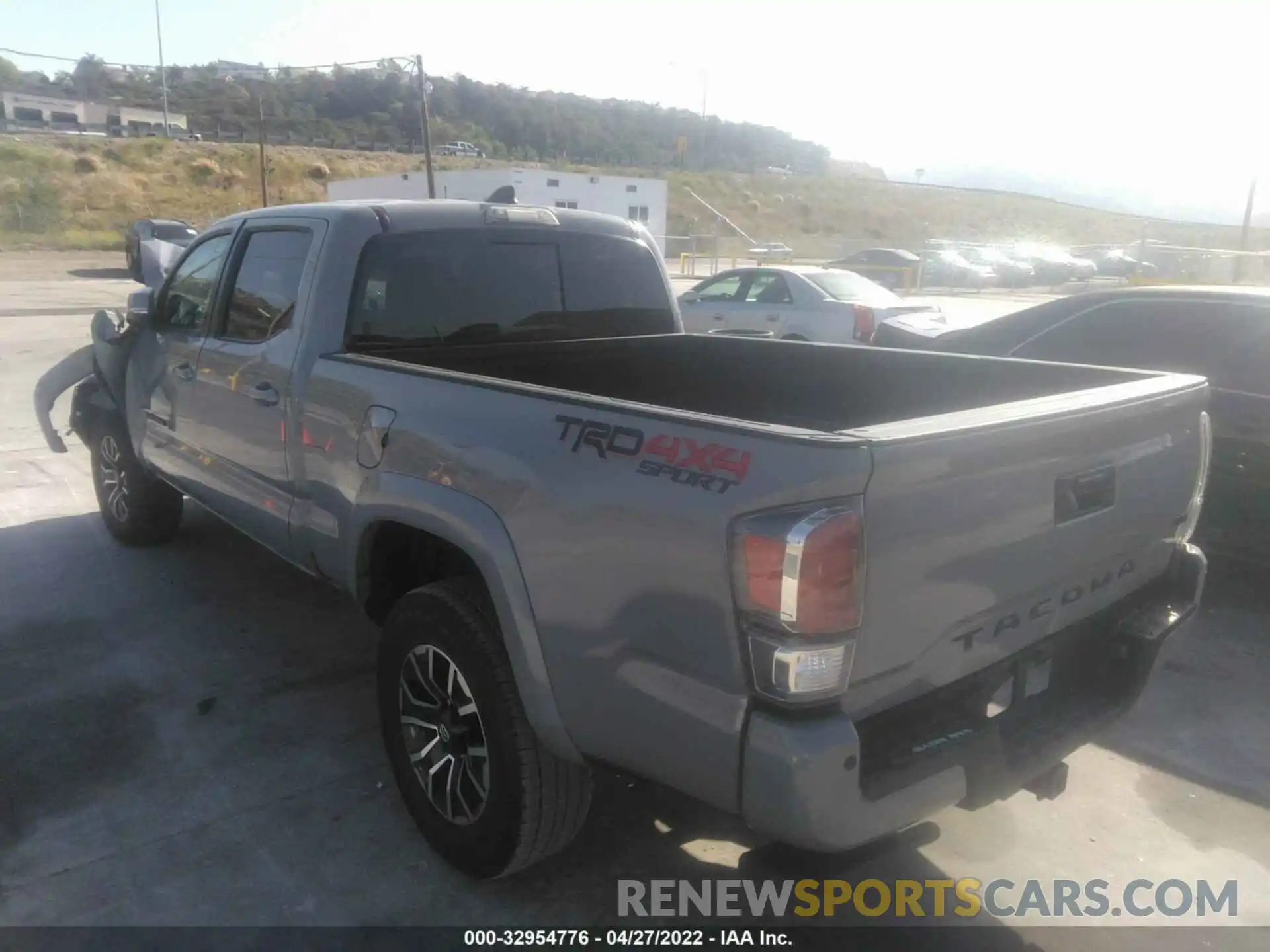 3 Photograph of a damaged car 3TMDZ5BN4MM110453 TOYOTA TACOMA 4WD 2021