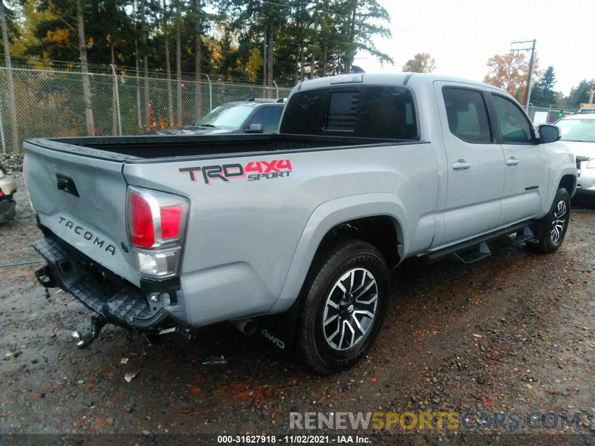 4 Photograph of a damaged car 3TMDZ5BN4MM116057 TOYOTA TACOMA 4WD 2021