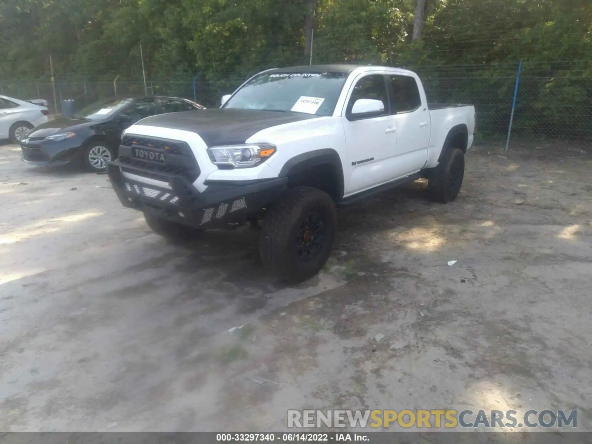 2 Photograph of a damaged car 3TMDZ5BN4MM118486 TOYOTA TACOMA 4WD 2021