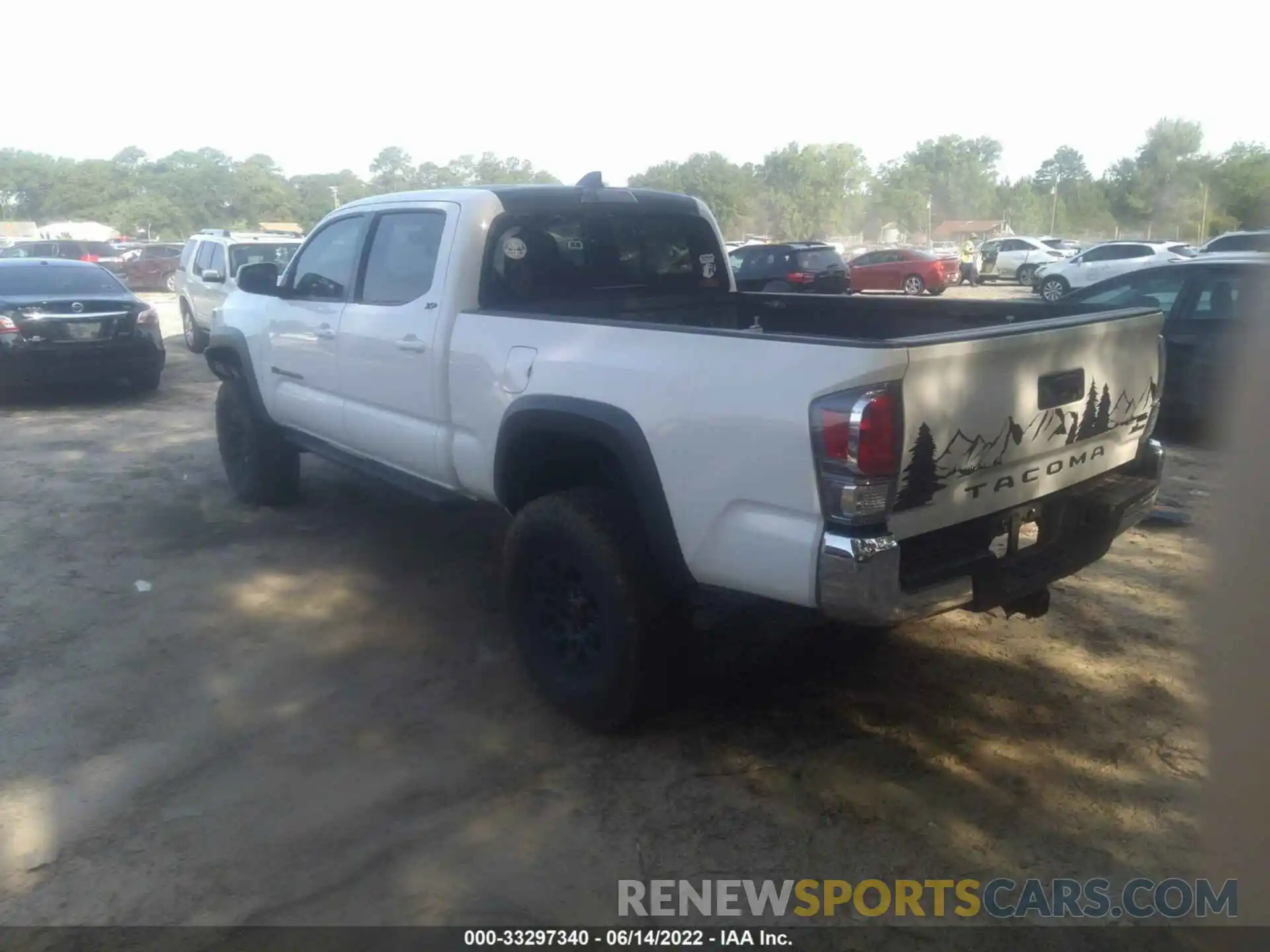 3 Photograph of a damaged car 3TMDZ5BN4MM118486 TOYOTA TACOMA 4WD 2021