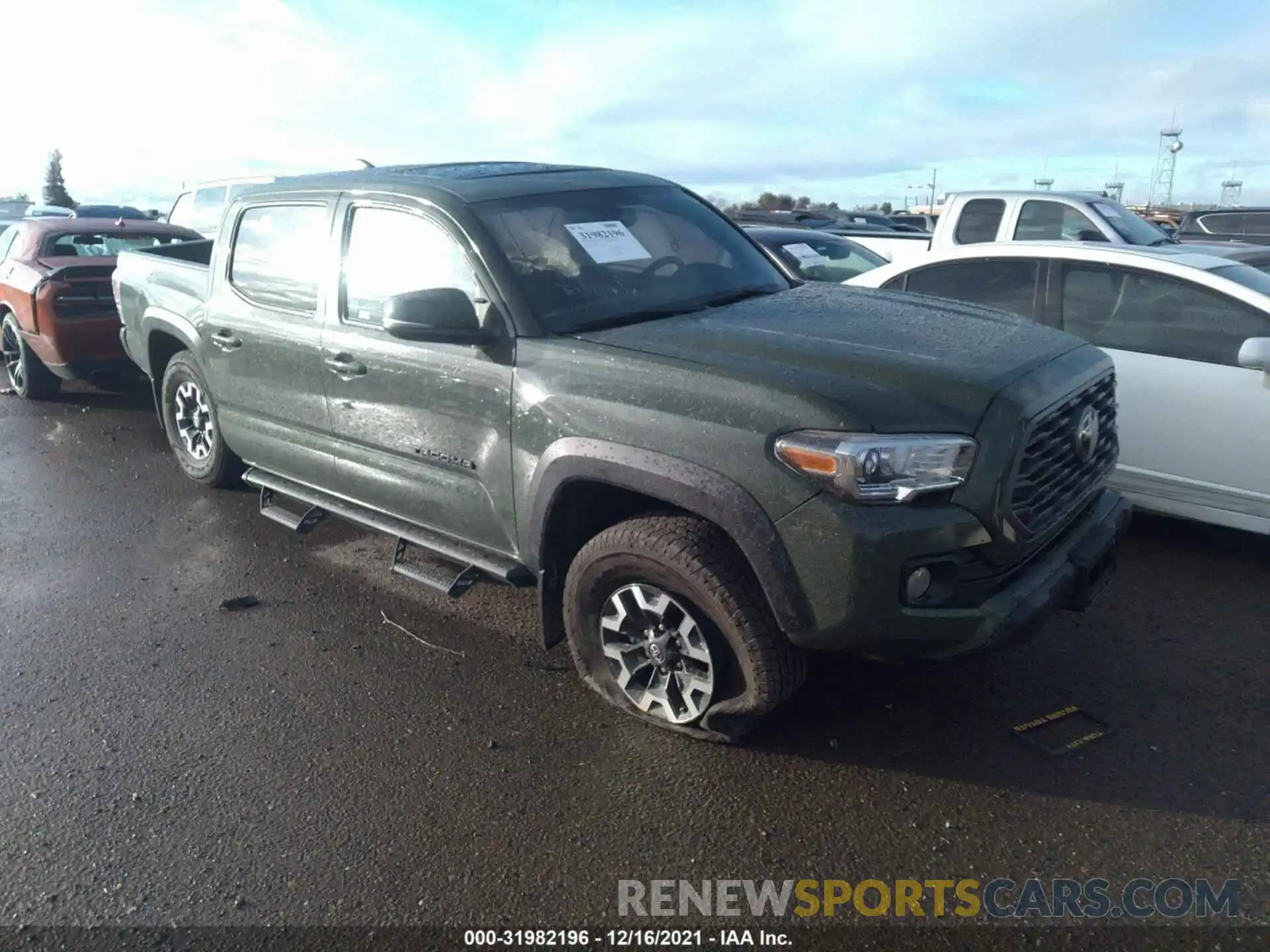 1 Photograph of a damaged car 3TMDZ5BN4MM120478 TOYOTA TACOMA 4WD 2021