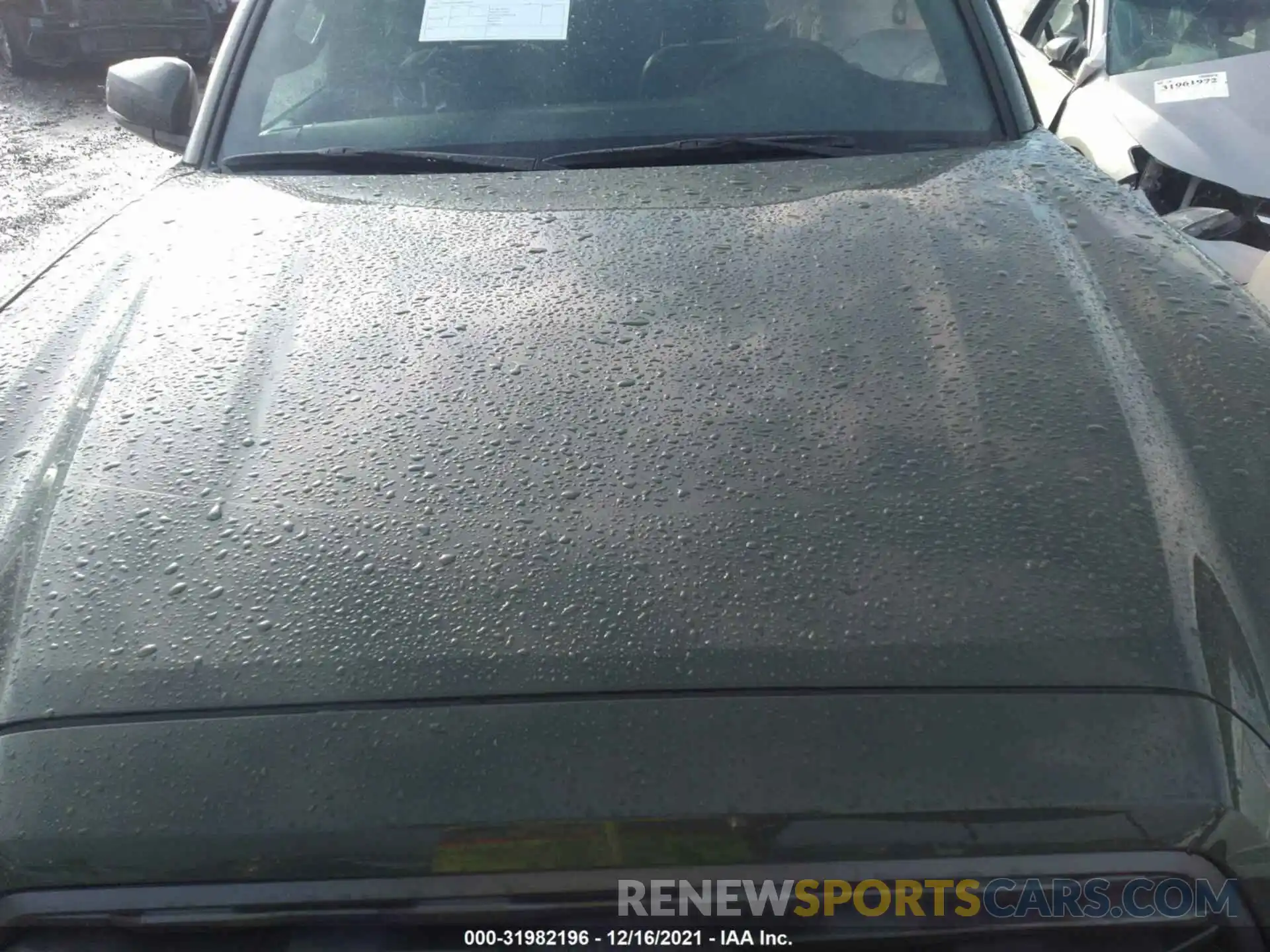 10 Photograph of a damaged car 3TMDZ5BN4MM120478 TOYOTA TACOMA 4WD 2021