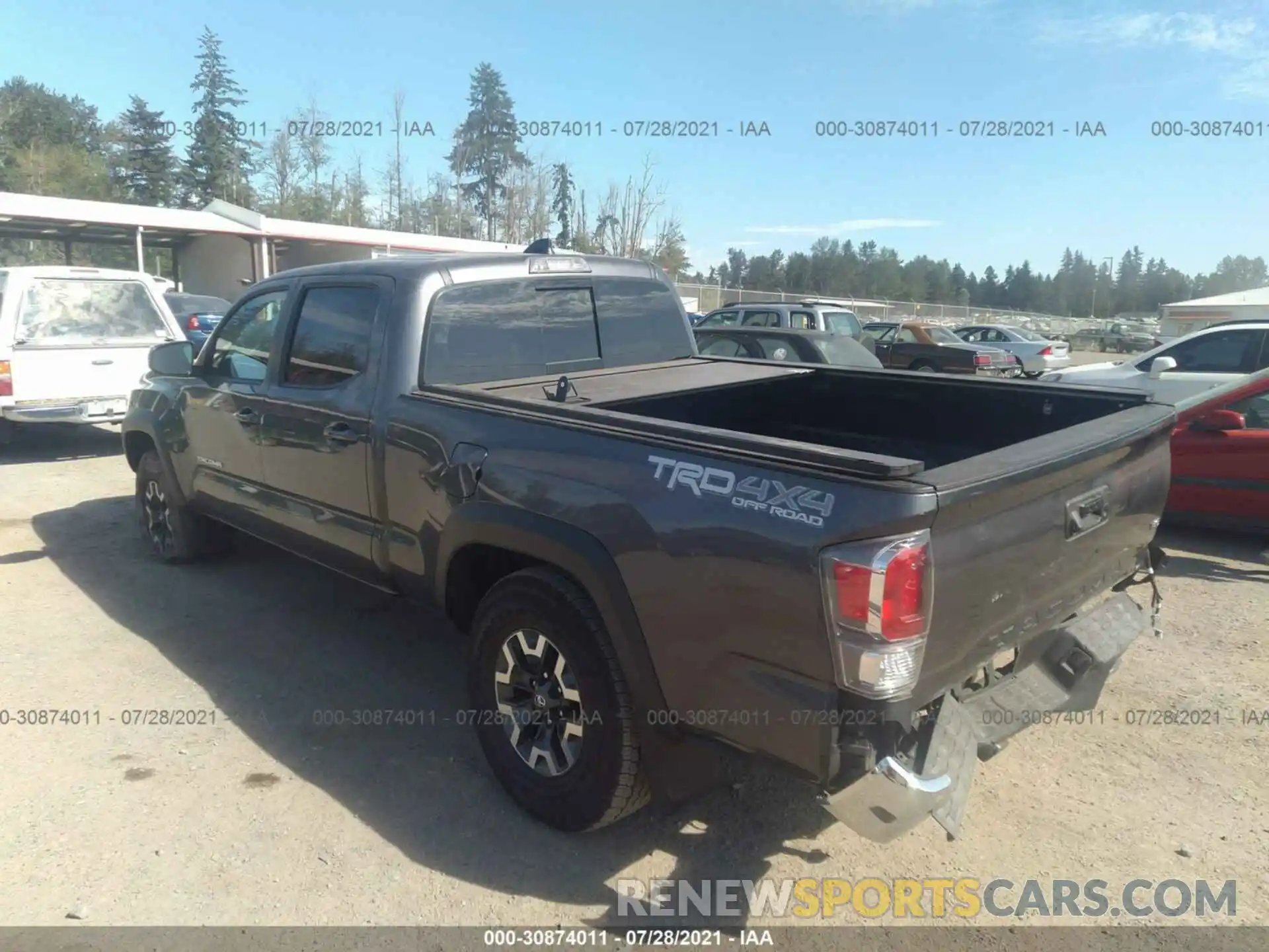 3 Photograph of a damaged car 3TMDZ5BN5MM103141 TOYOTA TACOMA 4WD 2021