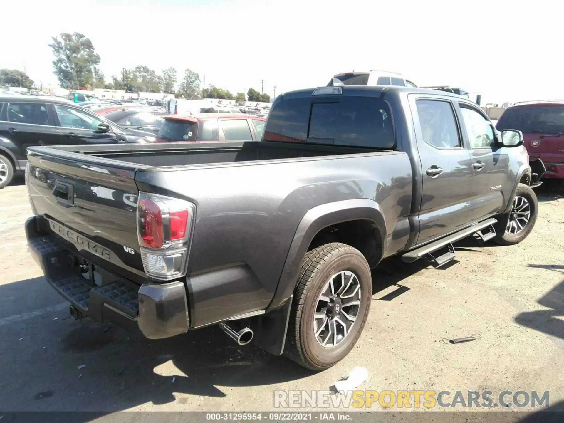 4 Photograph of a damaged car 3TMDZ5BN5MM105956 TOYOTA TACOMA 4WD 2021