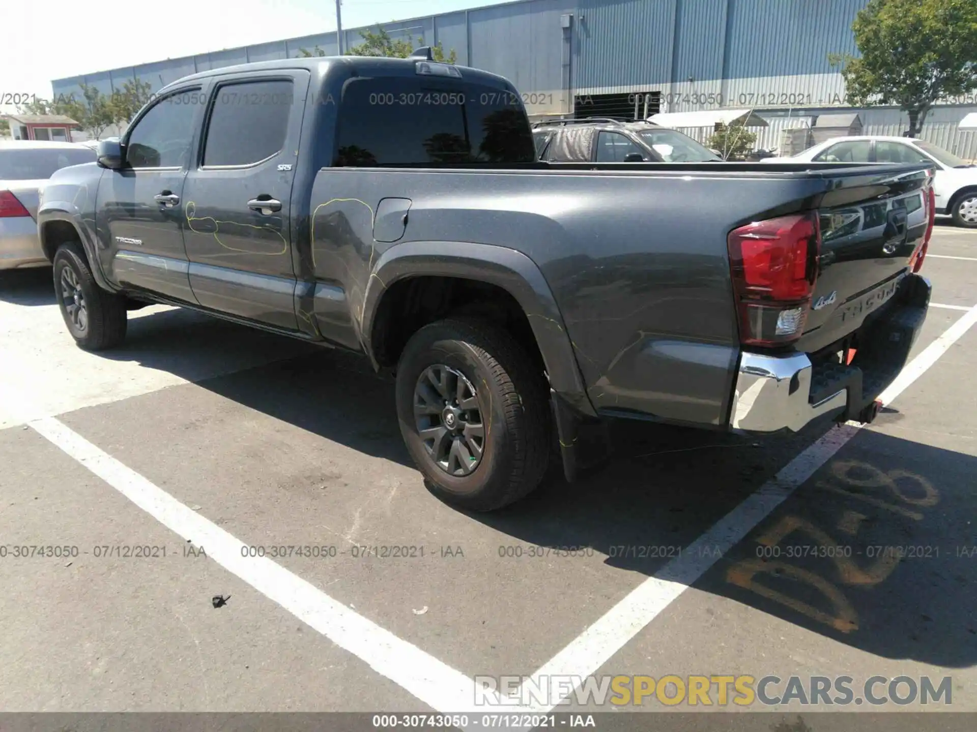 3 Photograph of a damaged car 3TMDZ5BN6MM103181 TOYOTA TACOMA 4WD 2021