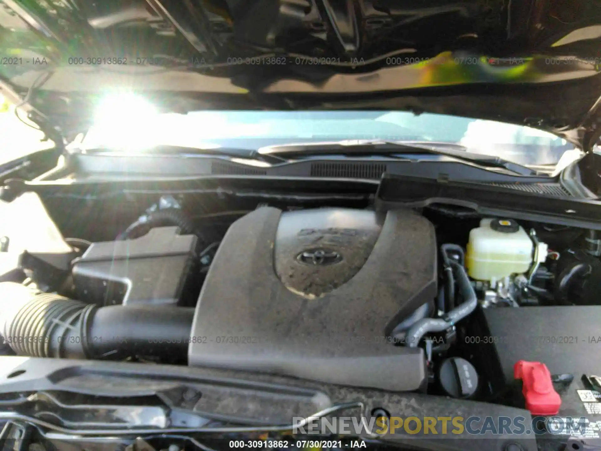 10 Photograph of a damaged car 3TMDZ5BN7MM100970 TOYOTA TACOMA 4WD 2021