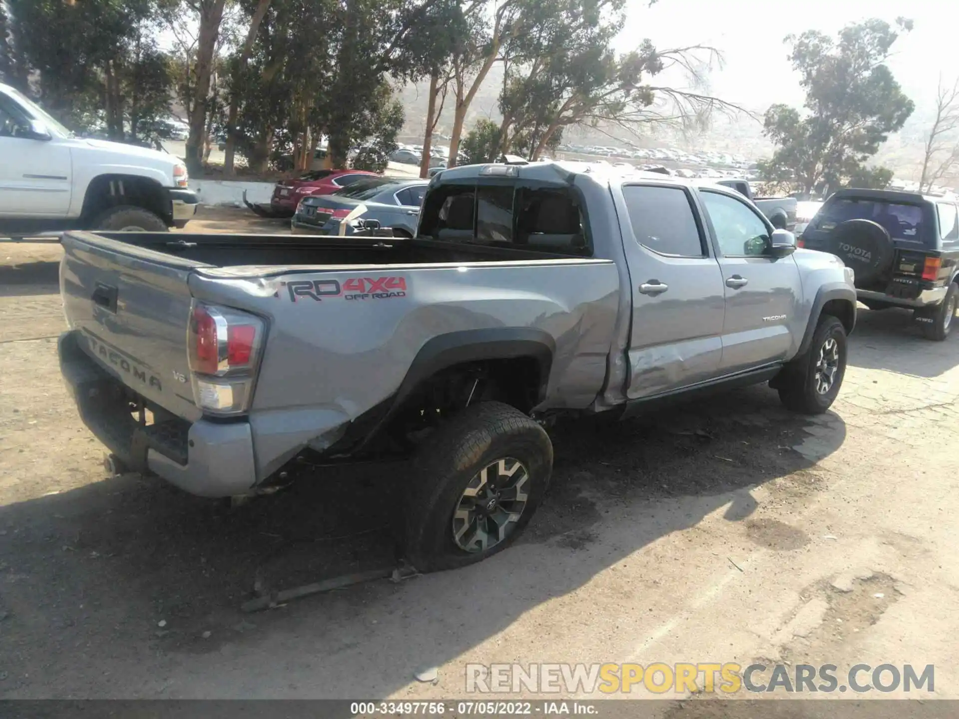 4 Фотография поврежденного автомобиля 3TMDZ5BN7MM103156 TOYOTA TACOMA 4WD 2021