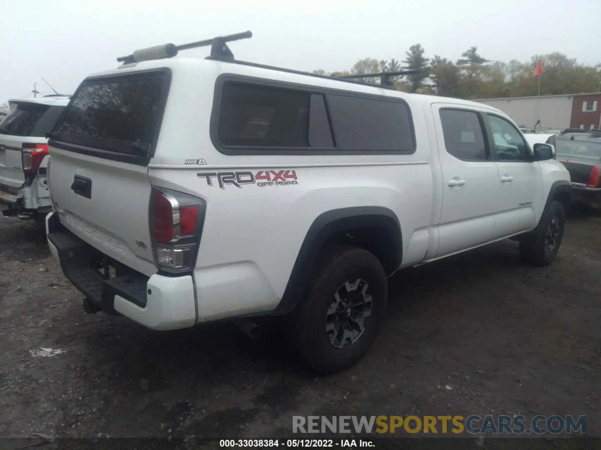 4 Photograph of a damaged car 3TMDZ5BN7MM117526 TOYOTA TACOMA 4WD 2021