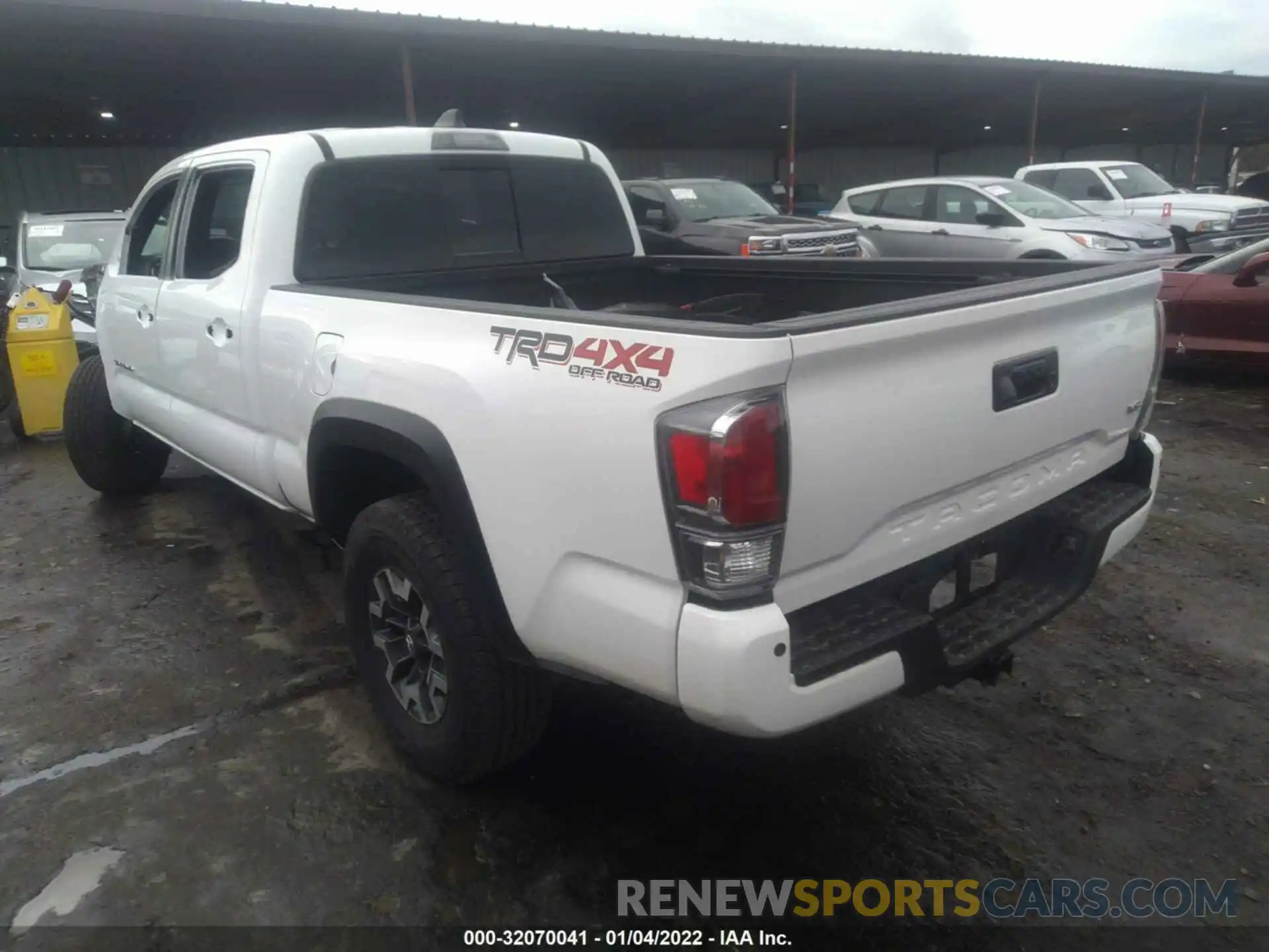 3 Фотография поврежденного автомобиля 3TMDZ5BN7MM121026 TOYOTA TACOMA 4WD 2021