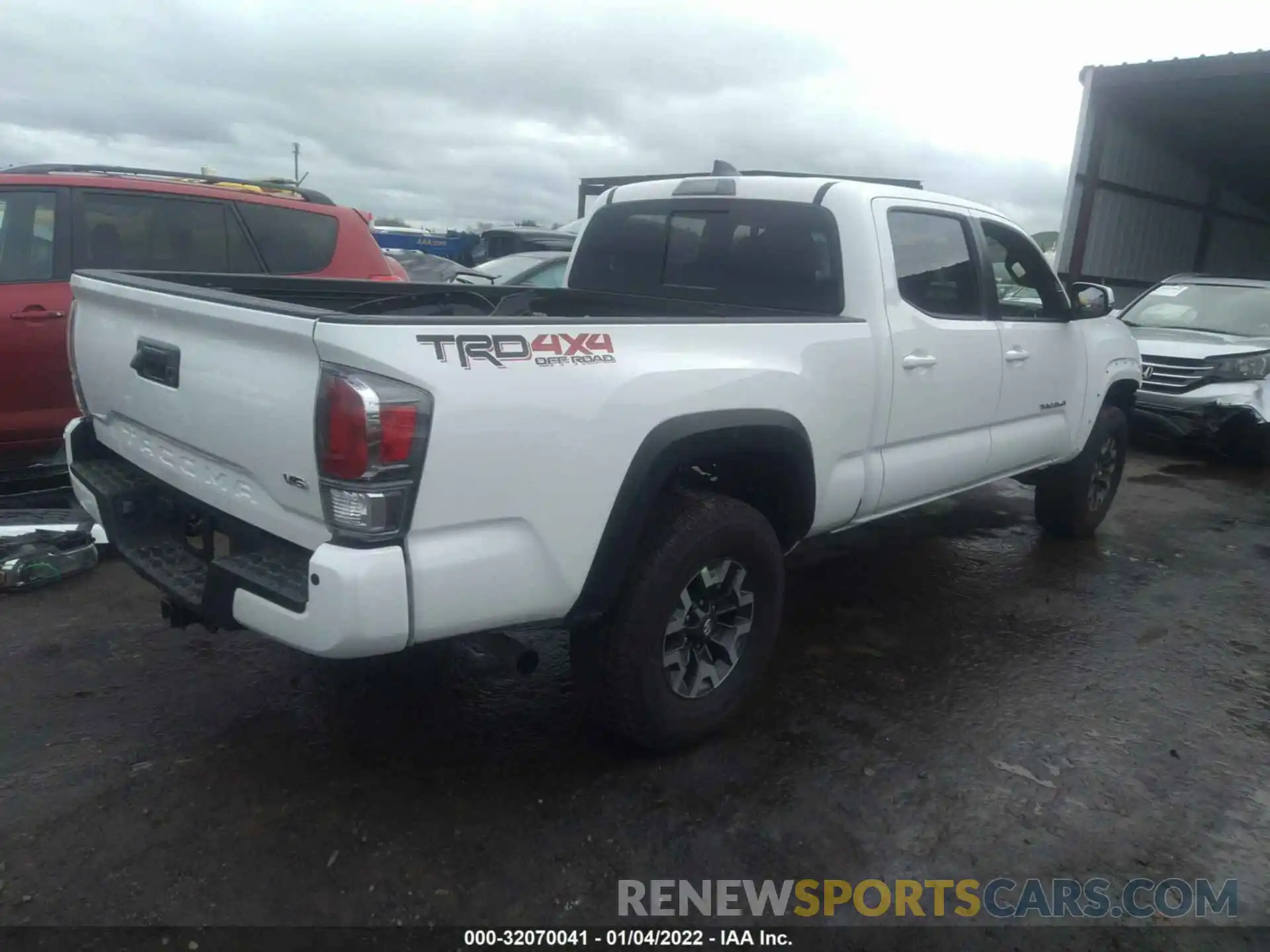 4 Фотография поврежденного автомобиля 3TMDZ5BN7MM121026 TOYOTA TACOMA 4WD 2021