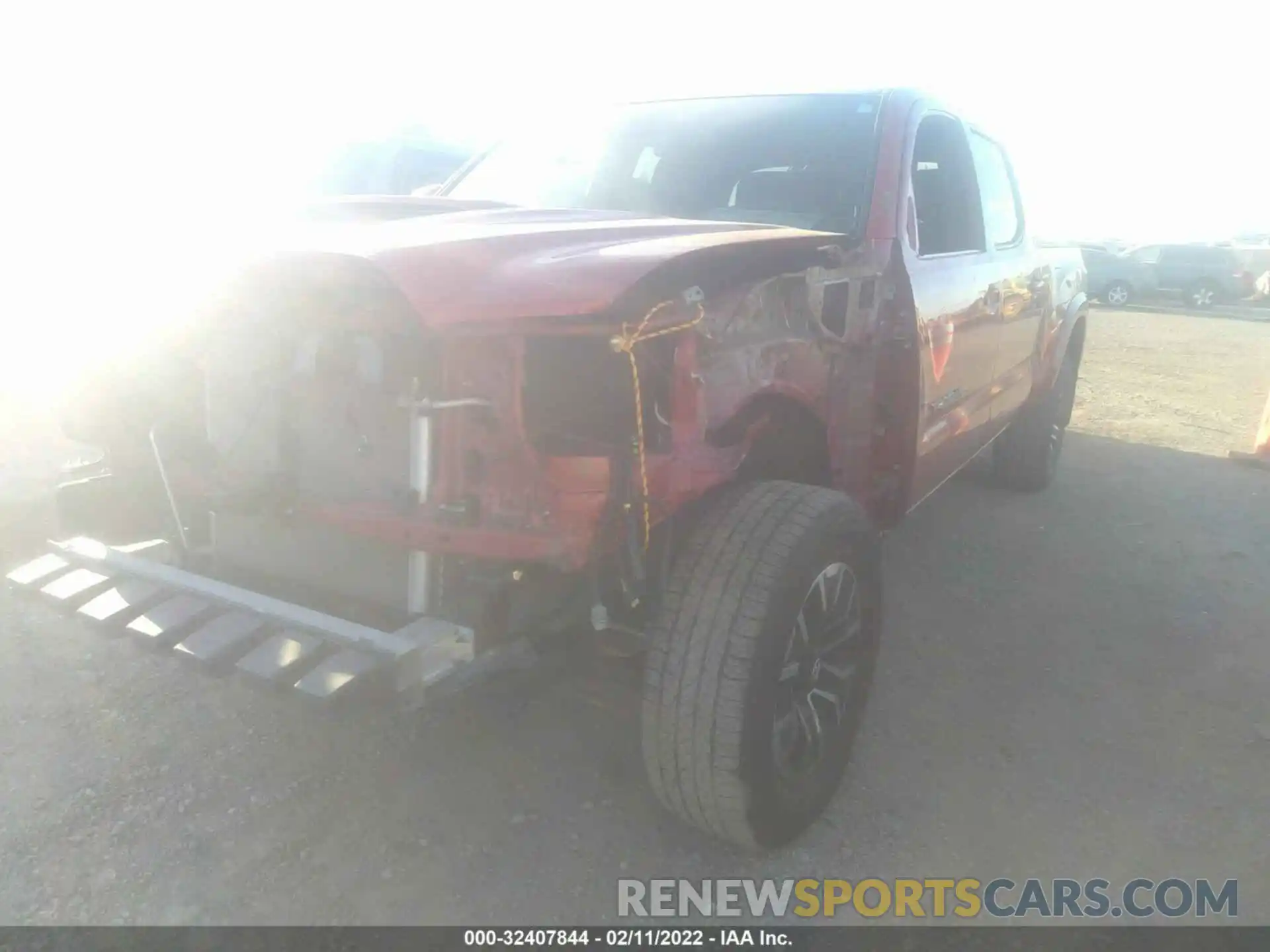 2 Photograph of a damaged car 3TMDZ5BN8MM099327 TOYOTA TACOMA 4WD 2021