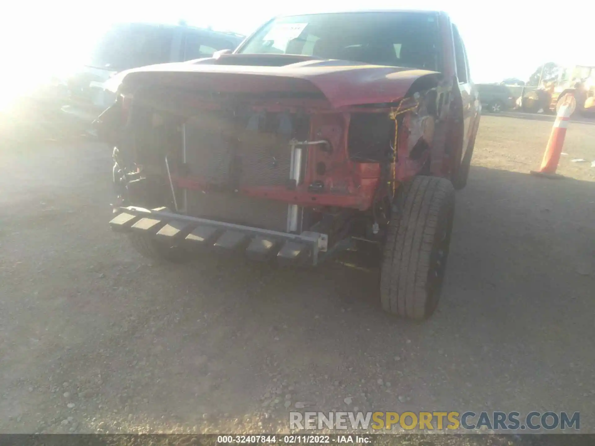 6 Photograph of a damaged car 3TMDZ5BN8MM099327 TOYOTA TACOMA 4WD 2021