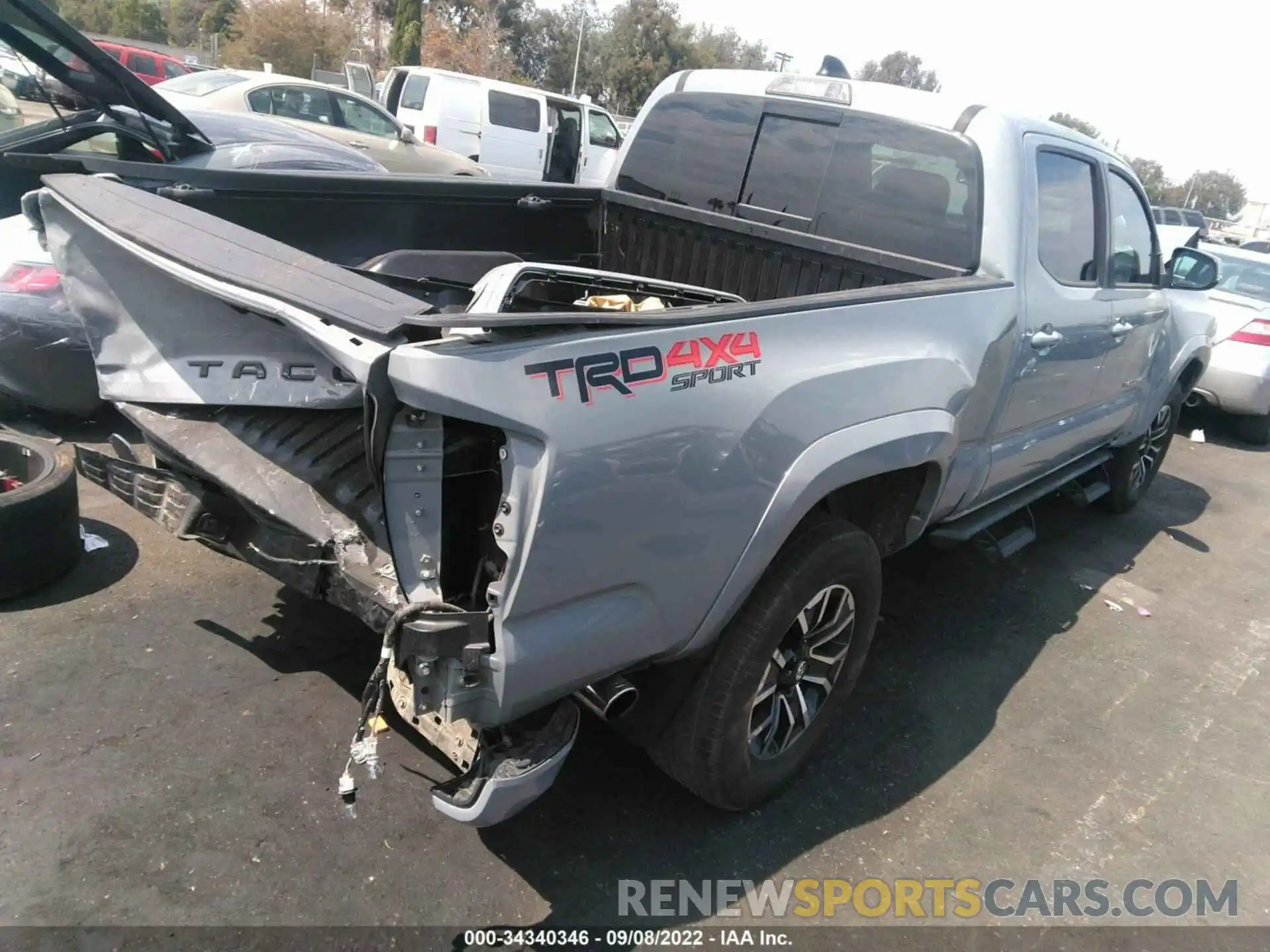 4 Photograph of a damaged car 3TMDZ5BN8MM101819 TOYOTA TACOMA 4WD 2021