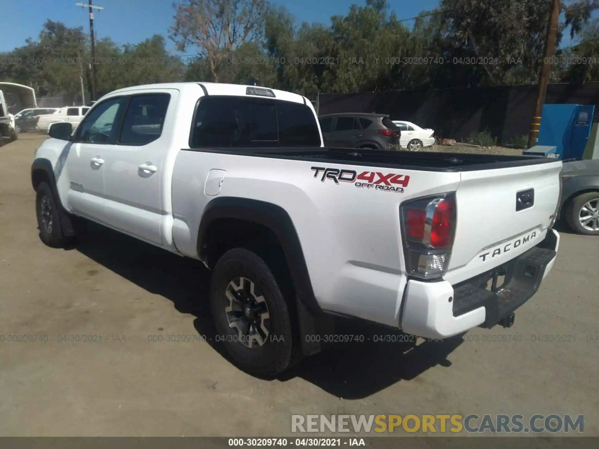 3 Photograph of a damaged car 3TMDZ5BN9MM106138 TOYOTA TACOMA 4WD 2021