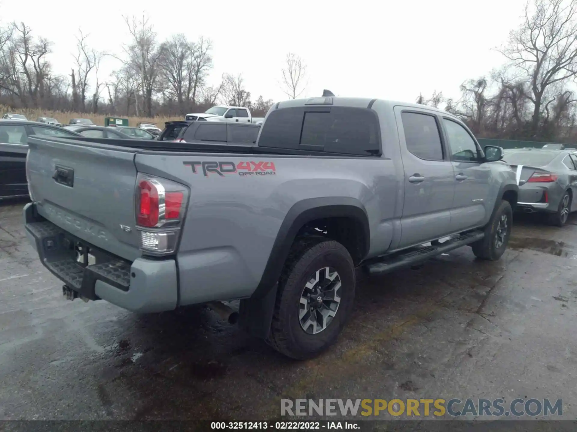 4 Photograph of a damaged car 3TMDZ5BNXMM099944 TOYOTA TACOMA 4WD 2021