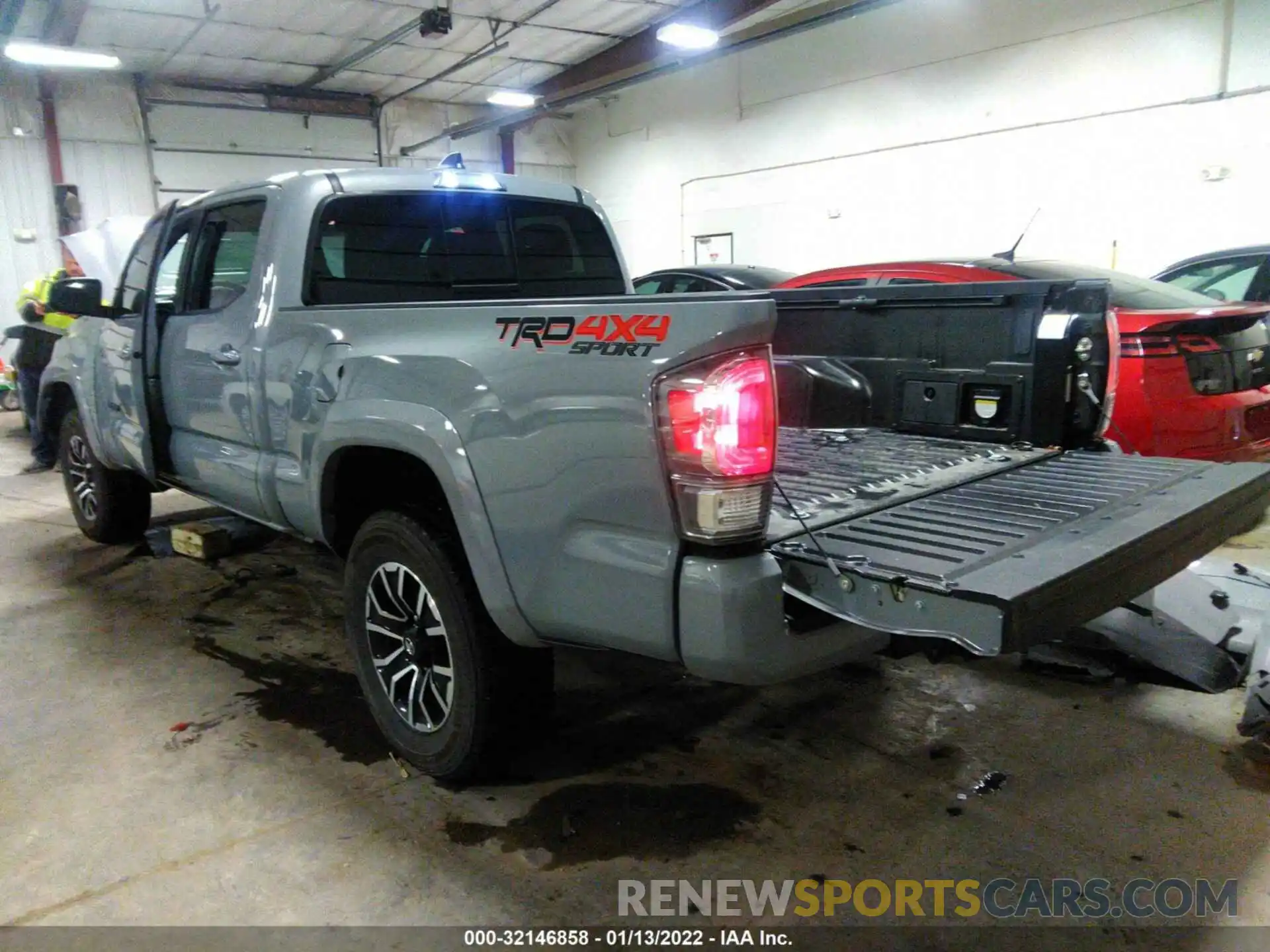 3 Фотография поврежденного автомобиля 3TMDZ5BNXMM100705 TOYOTA TACOMA 4WD 2021