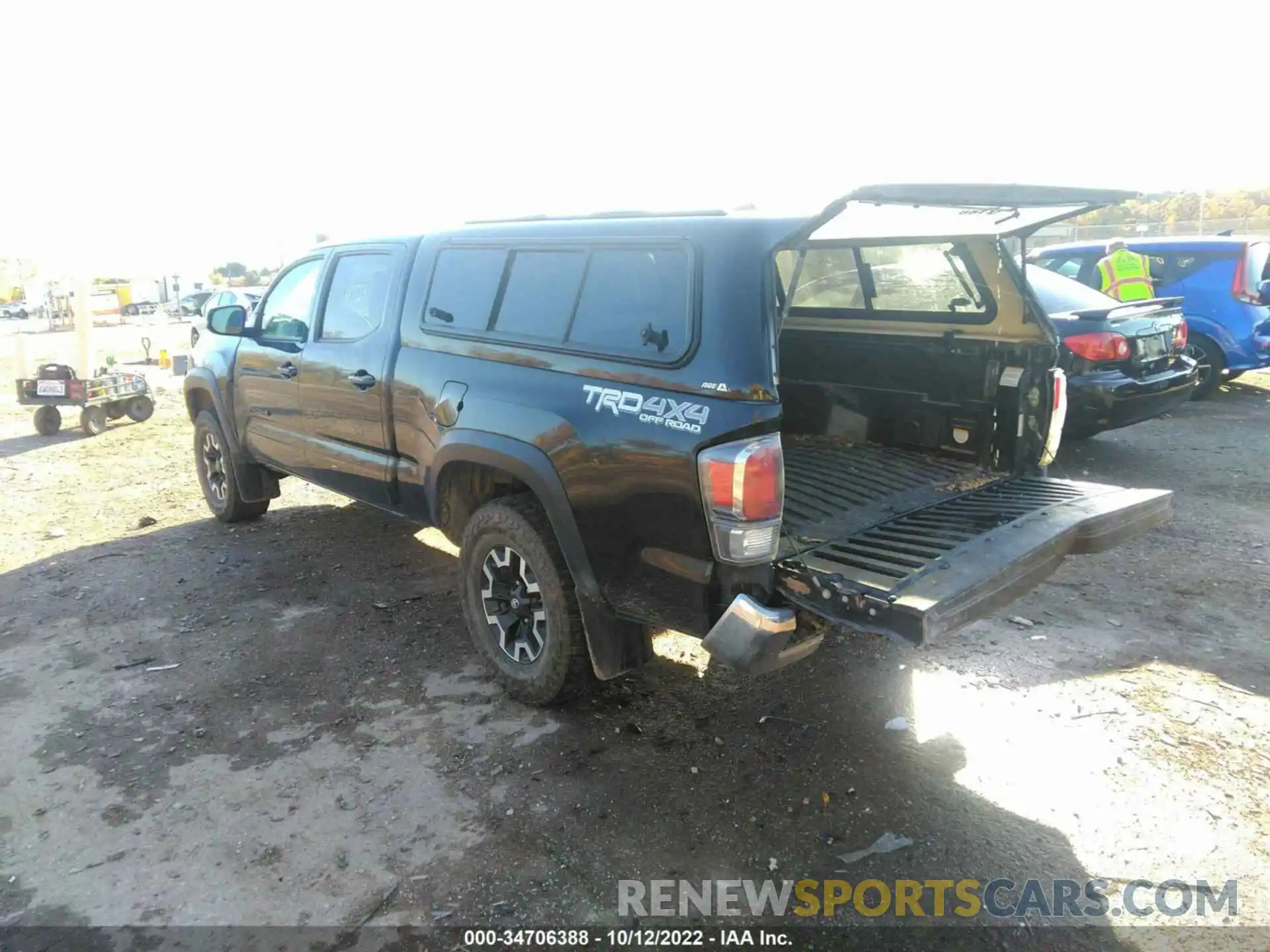 3 Photograph of a damaged car 3TMDZ5BNXMM102678 TOYOTA TACOMA 4WD 2021