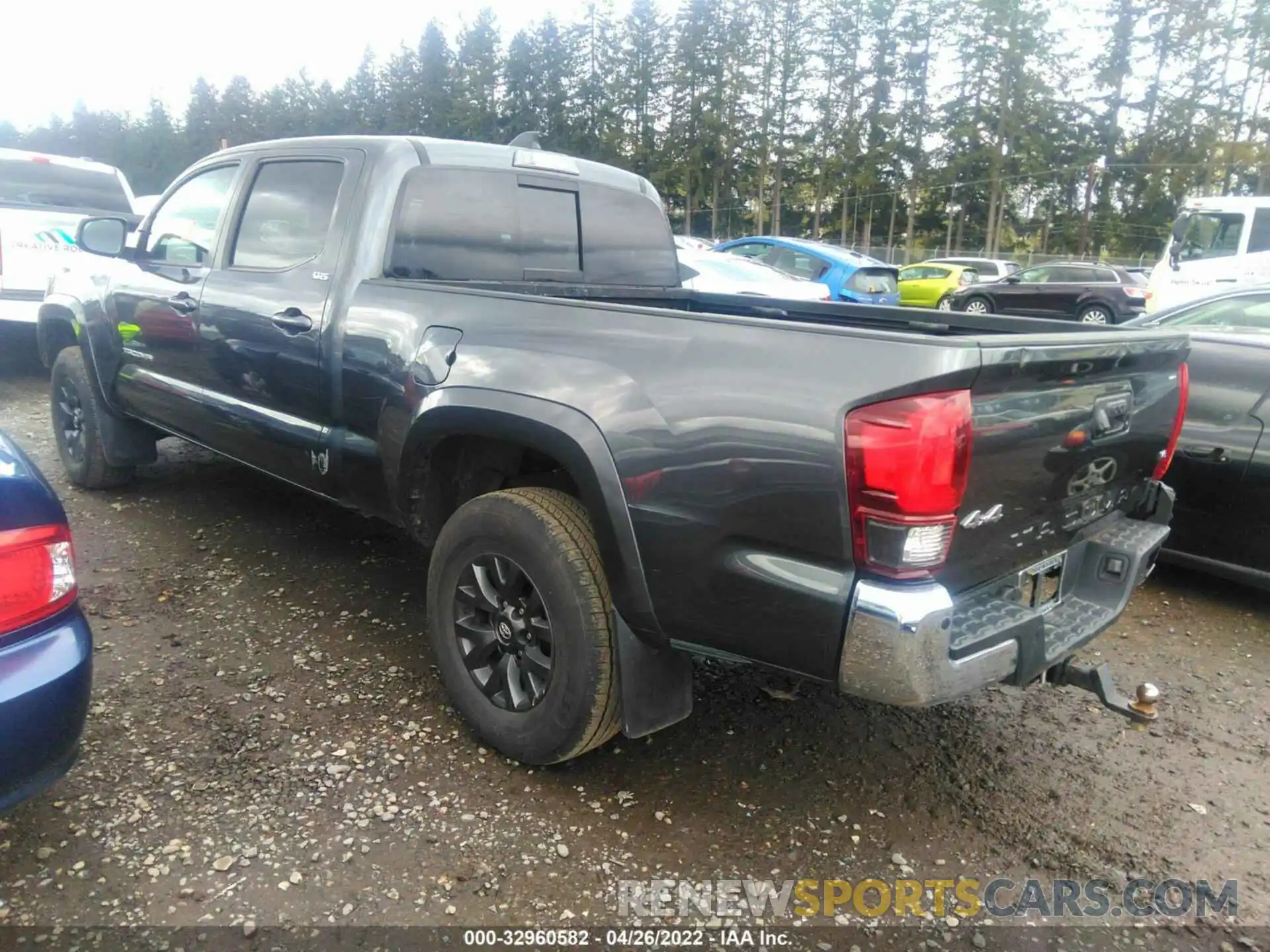 3 Photograph of a damaged car 3TMDZ5BNXMM117472 TOYOTA TACOMA 4WD 2021