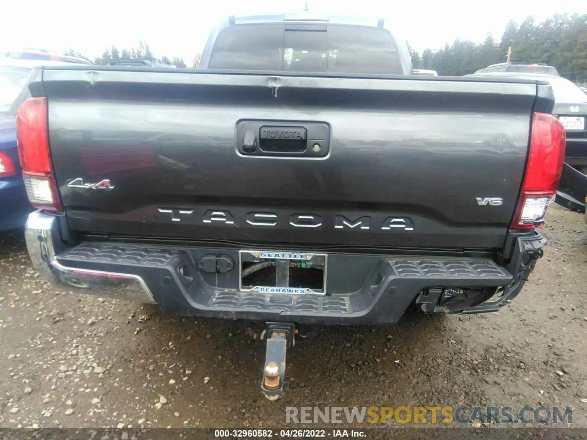 6 Photograph of a damaged car 3TMDZ5BNXMM117472 TOYOTA TACOMA 4WD 2021