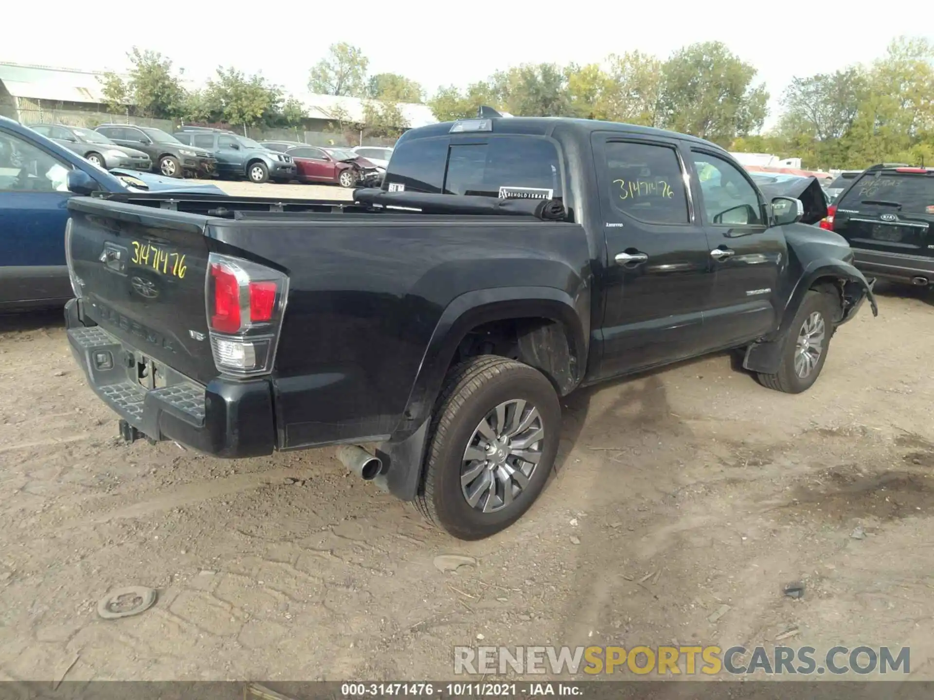 4 Photograph of a damaged car 3TMGZ5AN2MM420924 TOYOTA TACOMA 4WD 2021