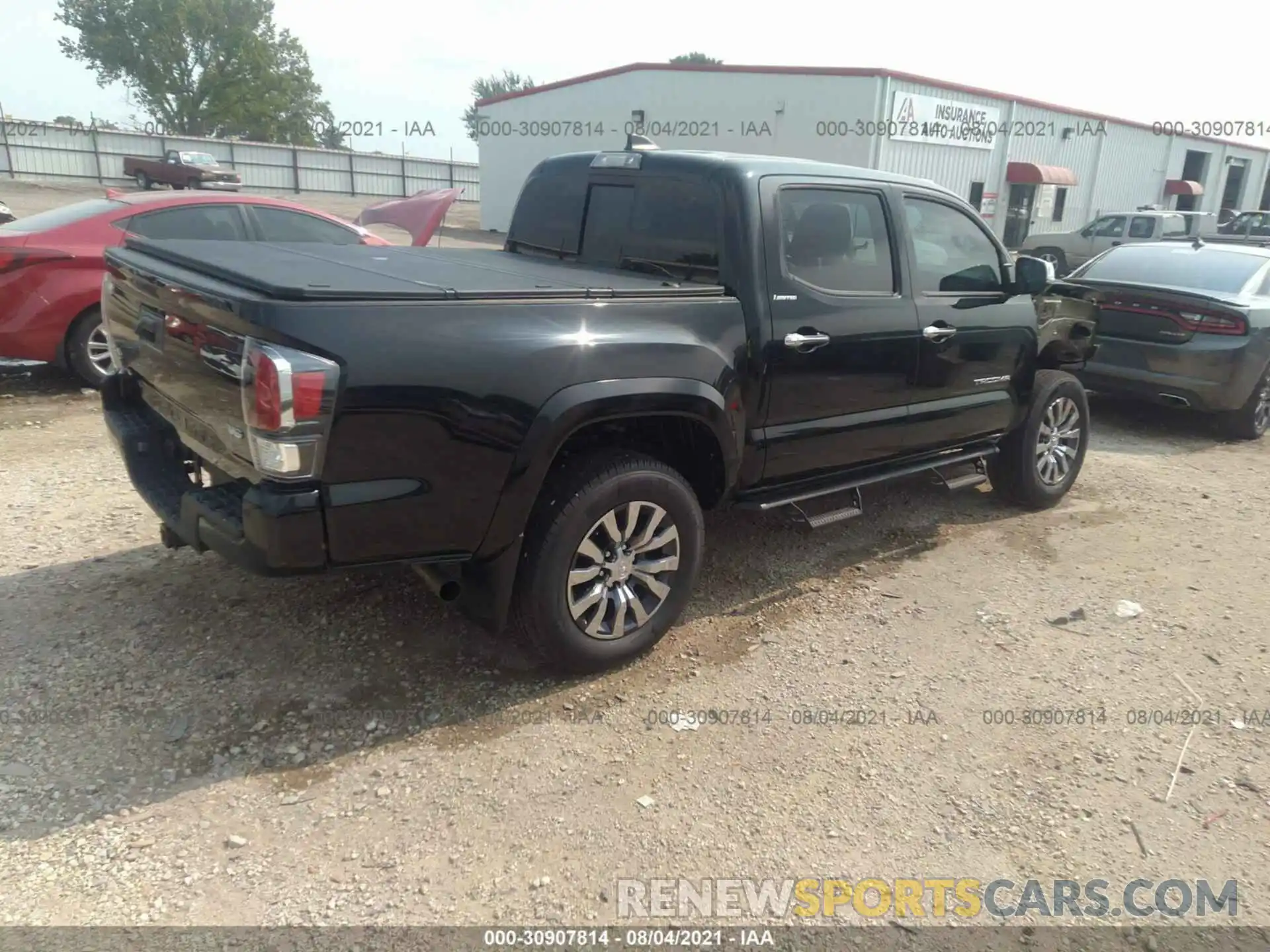 4 Photograph of a damaged car 3TMGZ5AN8MM411564 TOYOTA TACOMA 4WD 2021