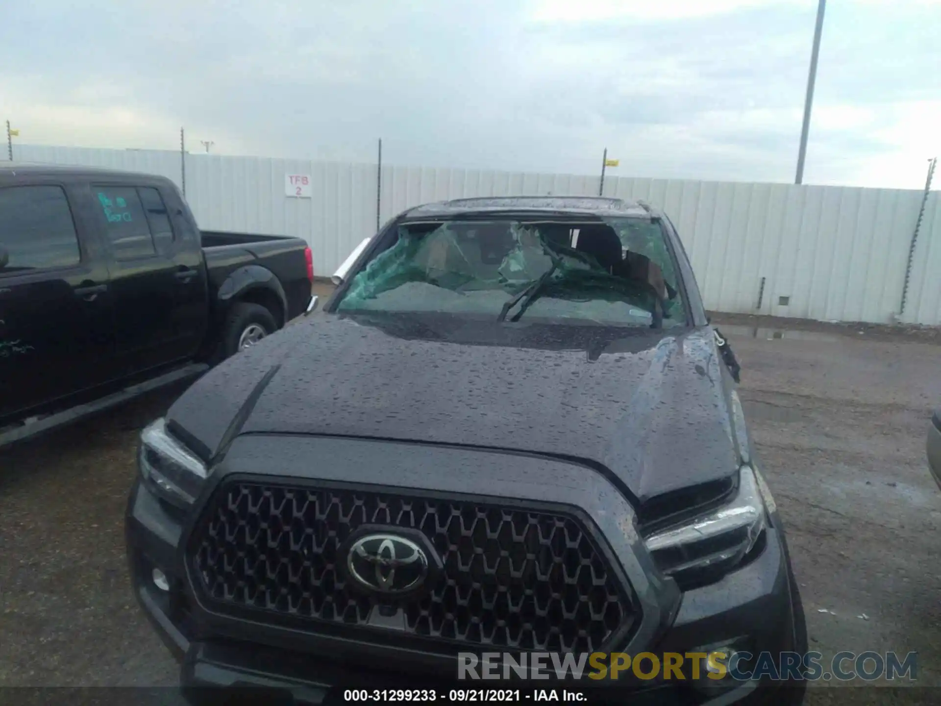 6 Photograph of a damaged car 3TMGZ5AN8MM419762 TOYOTA TACOMA 4WD 2021