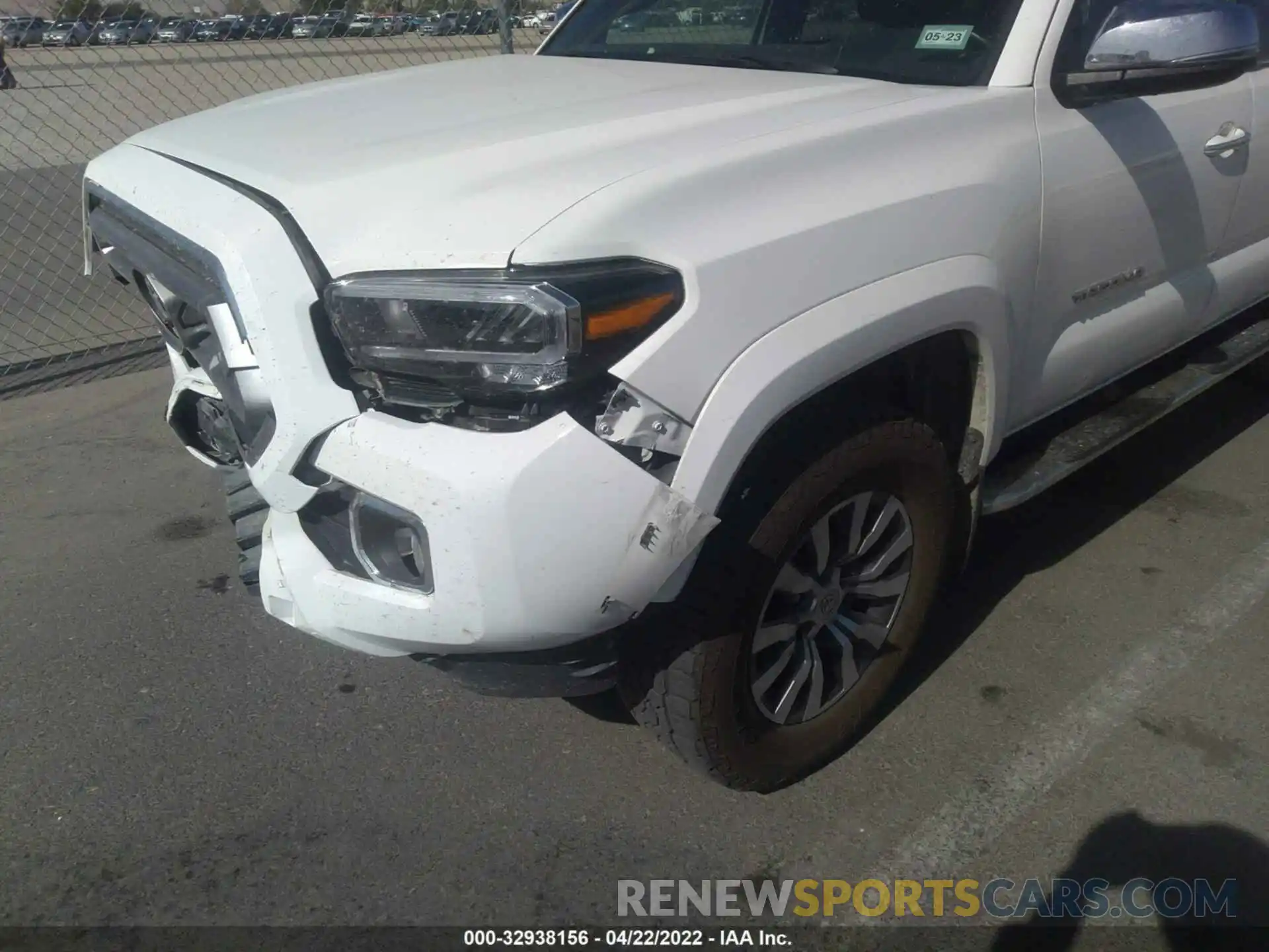 12 Photograph of a damaged car 3TMGZ5AN8MM426405 TOYOTA TACOMA 4WD 2021