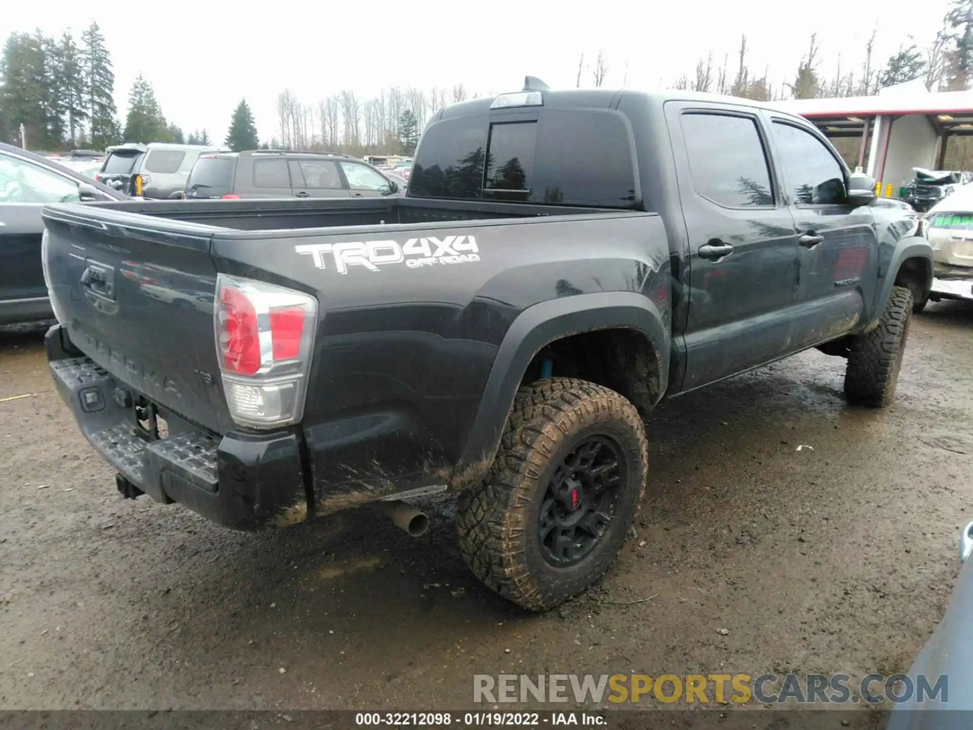 4 Фотография поврежденного автомобиля 3TYCZ5AN0MT017222 TOYOTA TACOMA 4WD 2021