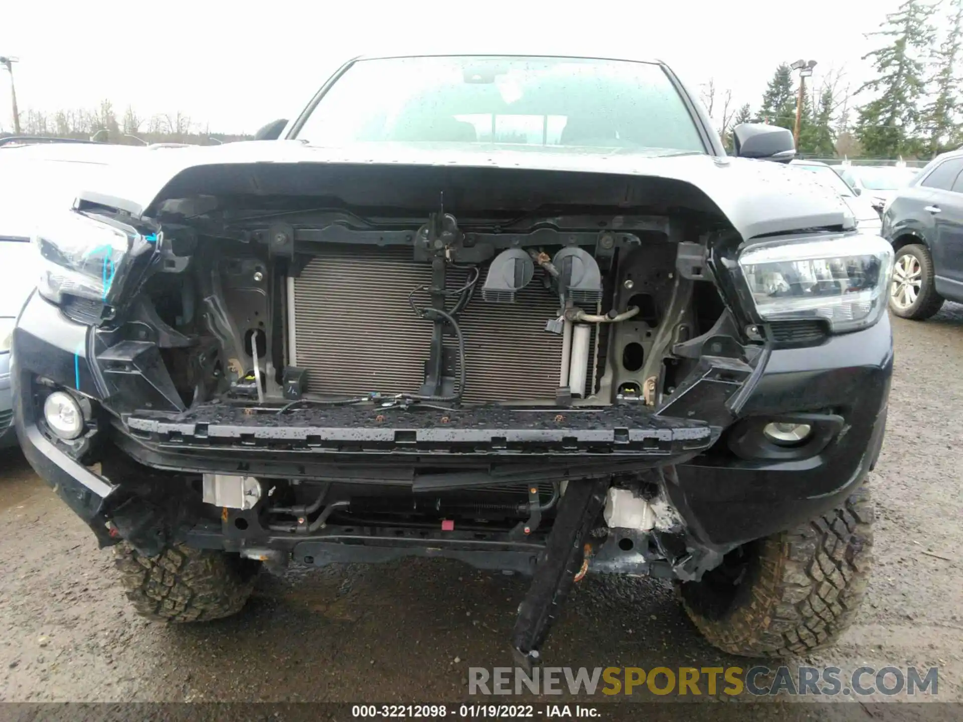 6 Photograph of a damaged car 3TYCZ5AN0MT017222 TOYOTA TACOMA 4WD 2021