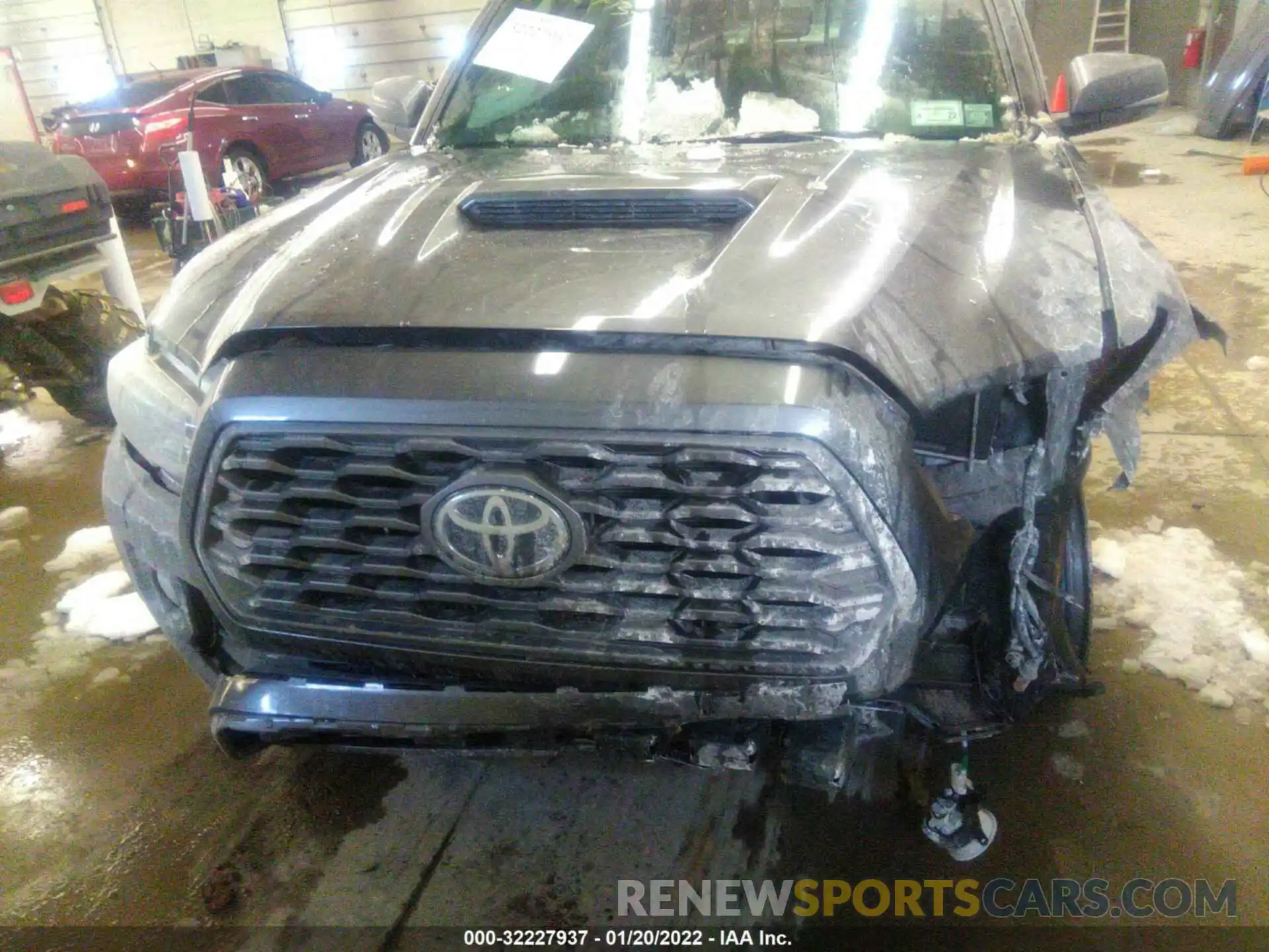 6 Photograph of a damaged car 3TYCZ5AN0MT028348 TOYOTA TACOMA 4WD 2021