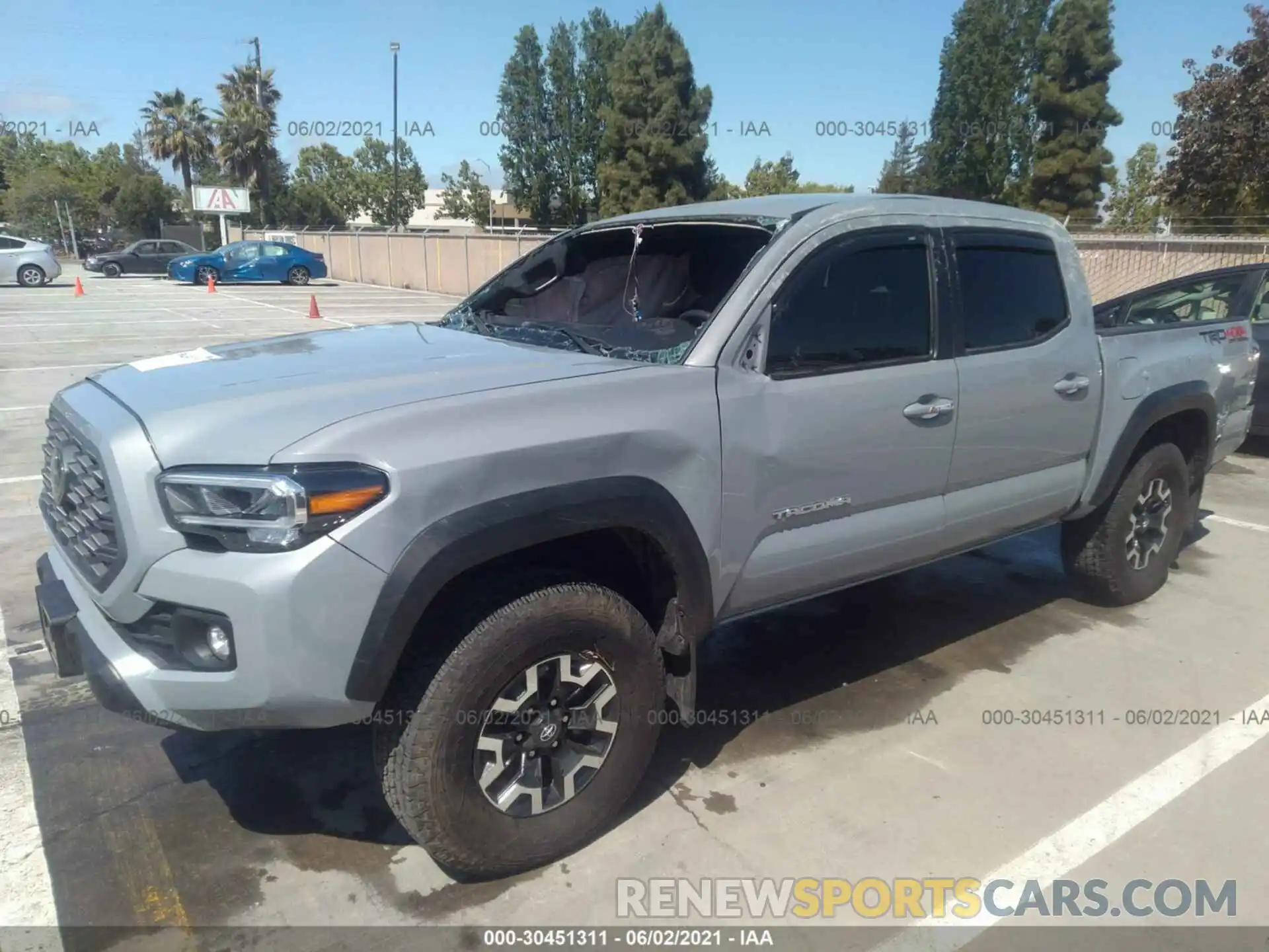 2 Photograph of a damaged car 3TYCZ5AN1MT016600 TOYOTA TACOMA 4WD 2021