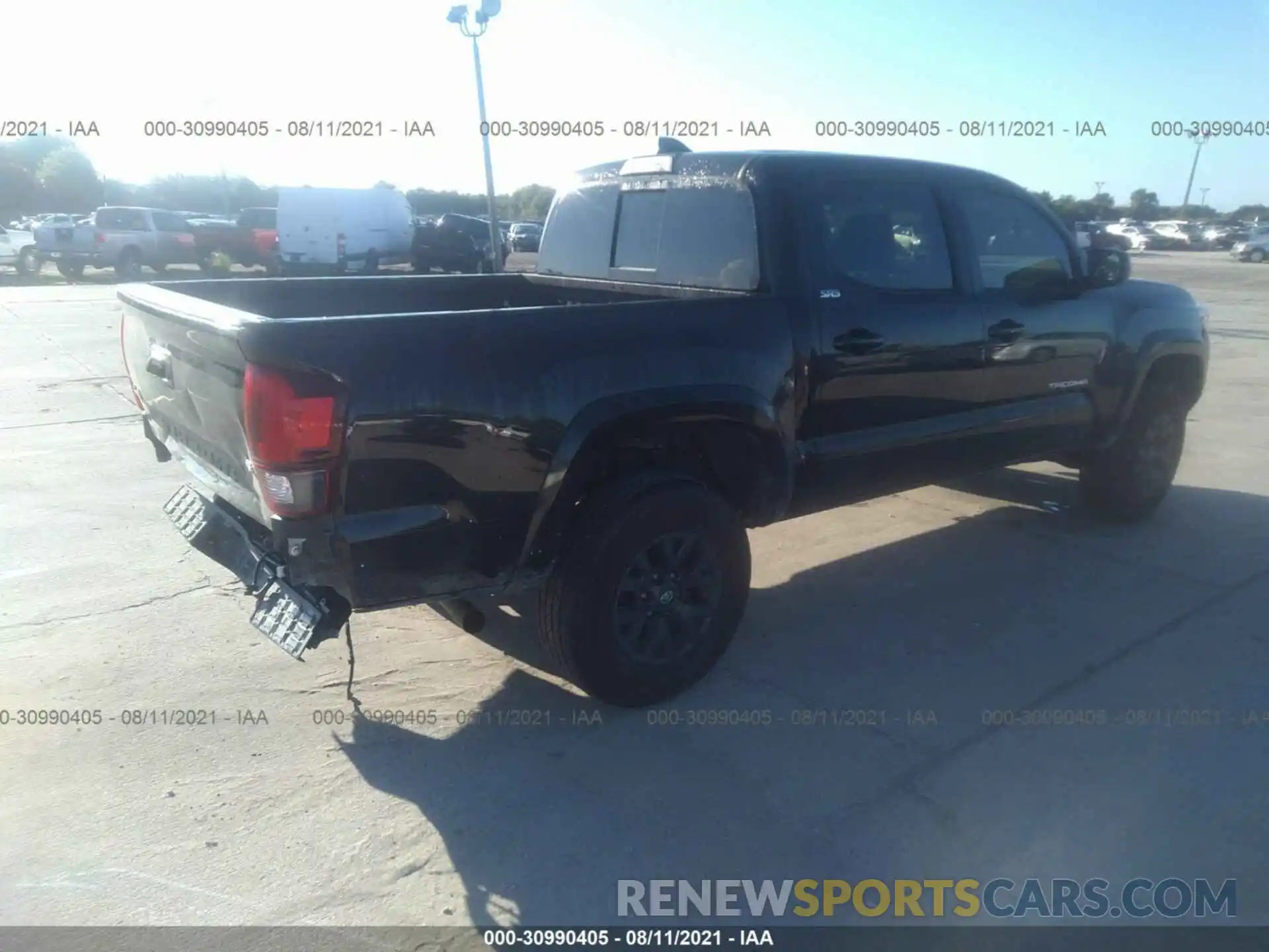 4 Photograph of a damaged car 3TYCZ5AN1MT024289 TOYOTA TACOMA 4WD 2021