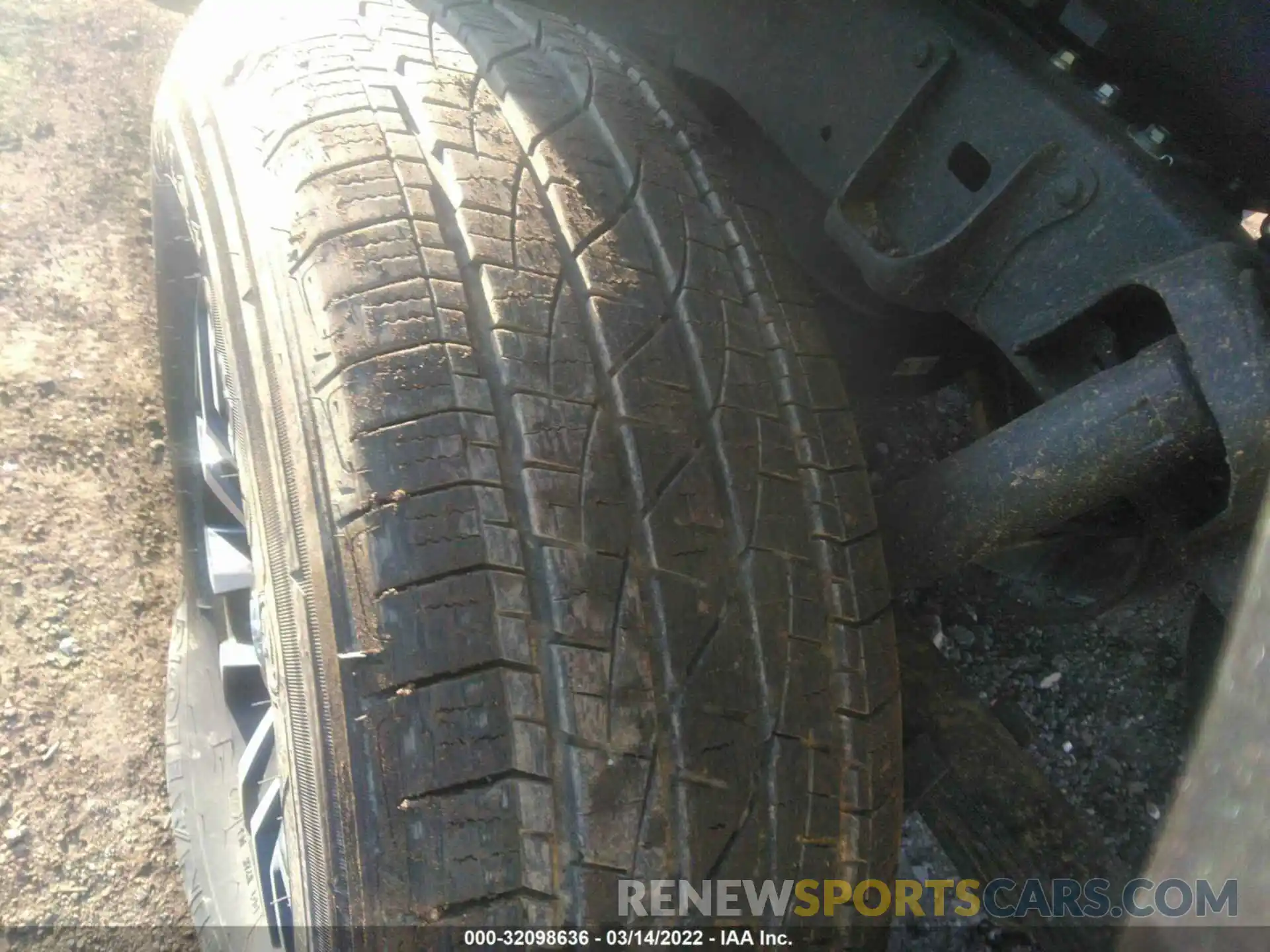 14 Photograph of a damaged car 3TYCZ5AN1MT035535 TOYOTA TACOMA 4WD 2021