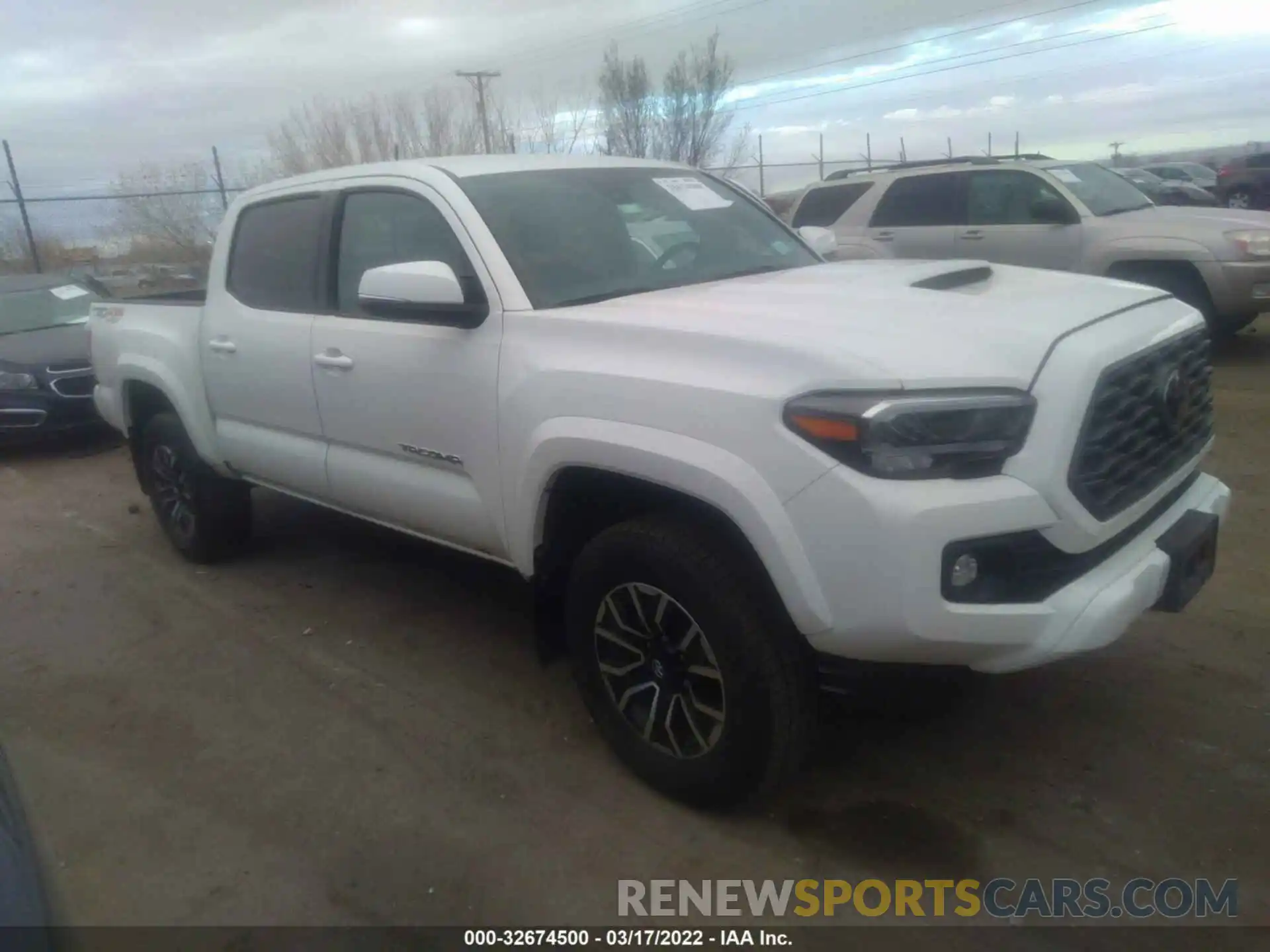 1 Photograph of a damaged car 3TYCZ5AN2MT020851 TOYOTA TACOMA 4WD 2021