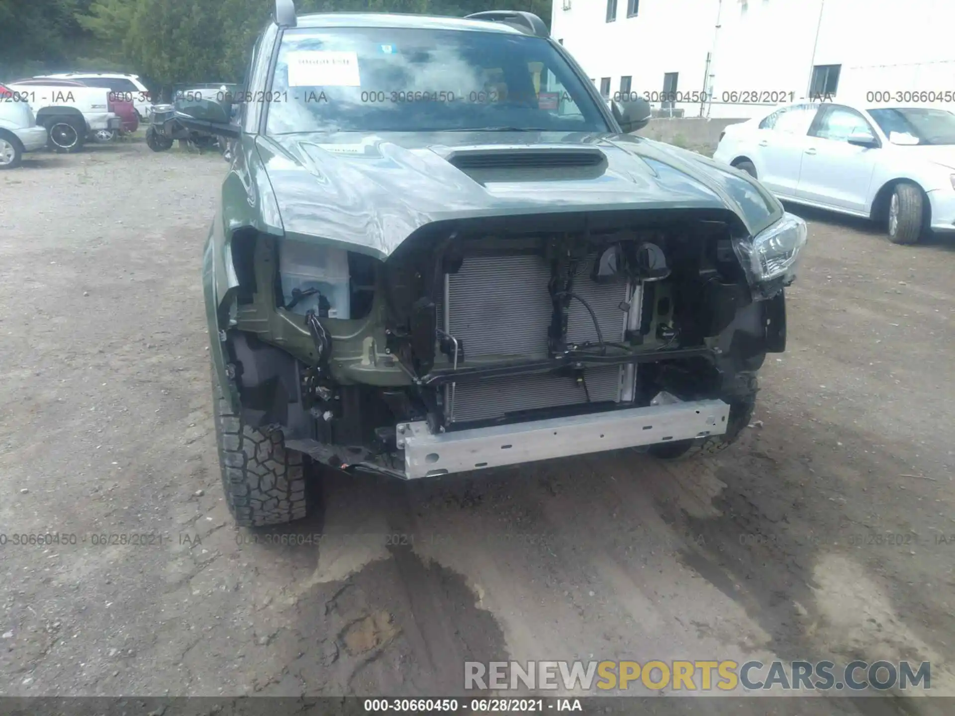 6 Photograph of a damaged car 3TYCZ5AN2MT024821 TOYOTA TACOMA 4WD 2021