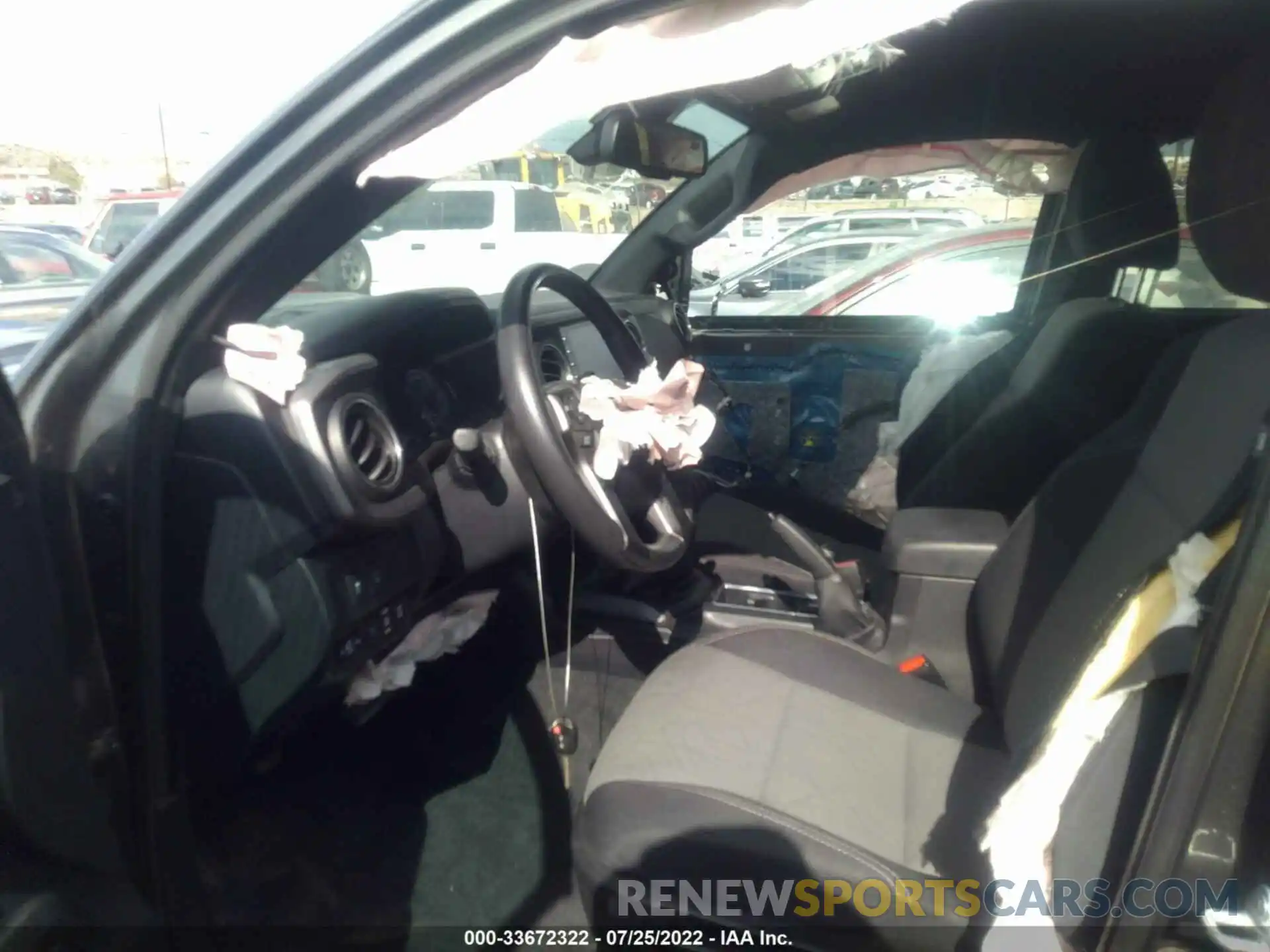 5 Photograph of a damaged car 3TYCZ5AN3MT017649 TOYOTA TACOMA 4WD 2021