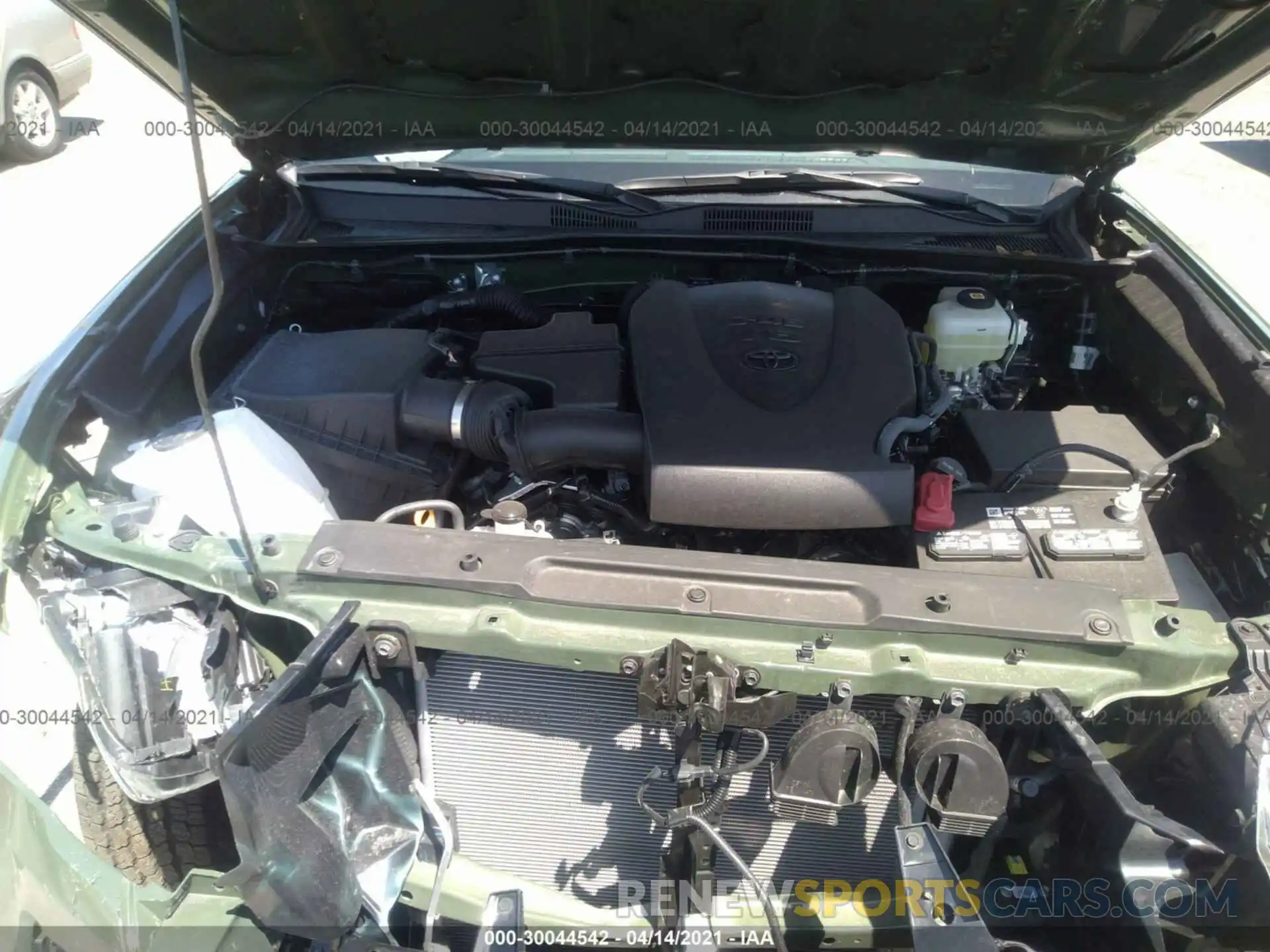 10 Photograph of a damaged car 3TYCZ5AN4MT018275 TOYOTA TACOMA 4WD 2021