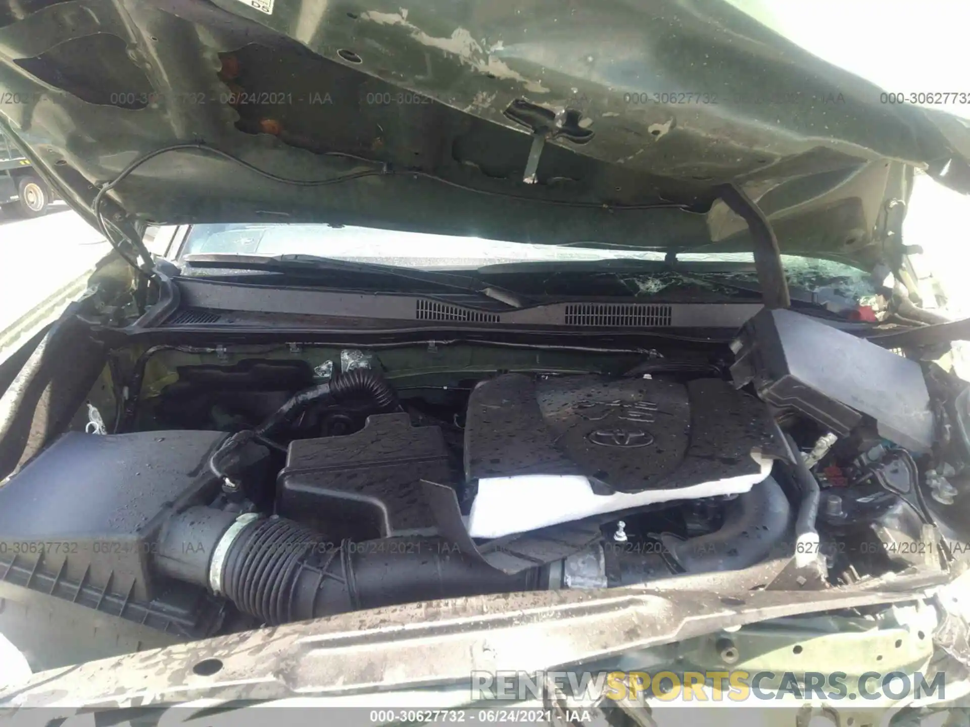 10 Фотография поврежденного автомобиля 3TYCZ5AN4MT023783 TOYOTA TACOMA 4WD 2021