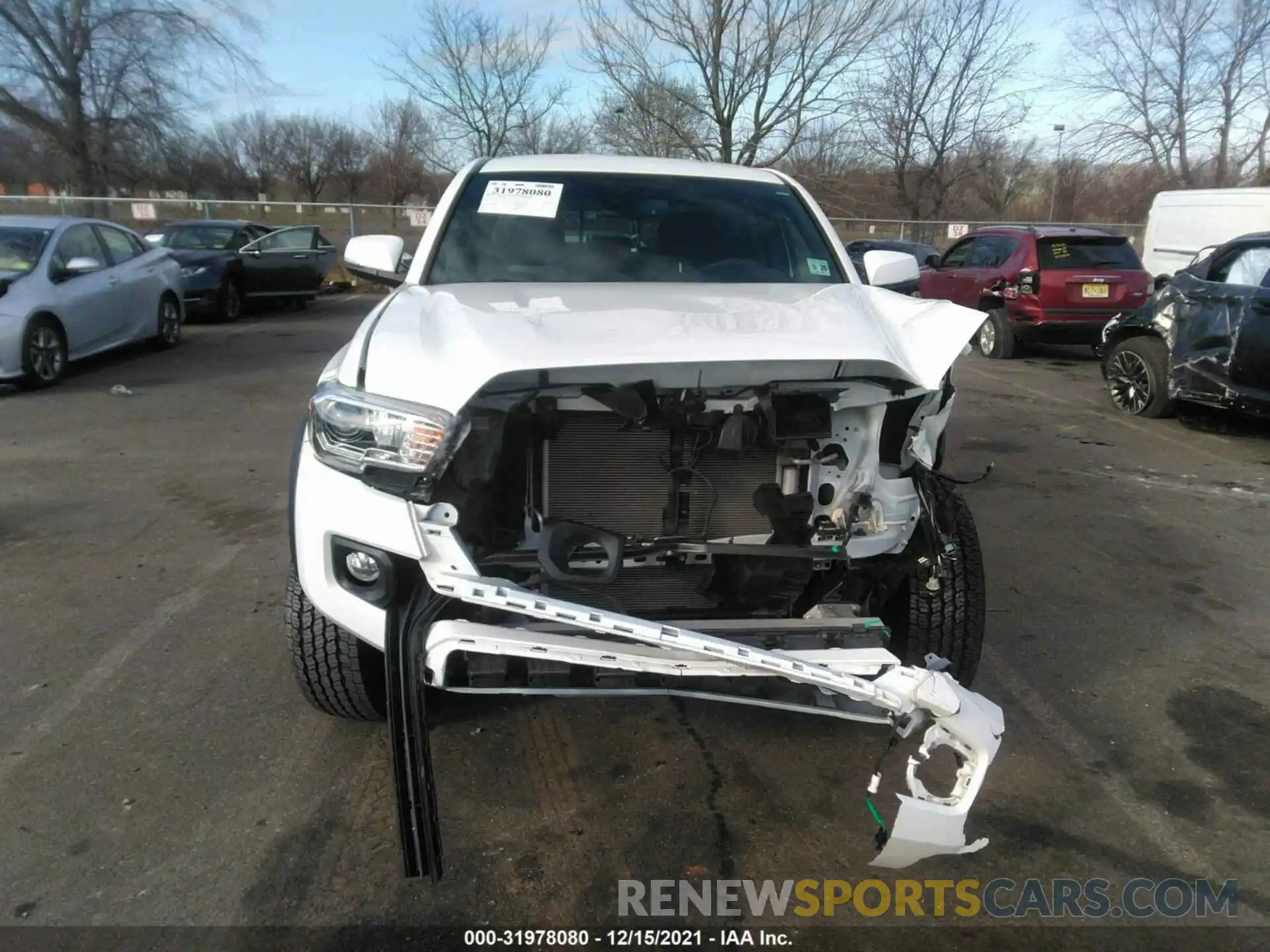 6 Photograph of a damaged car 3TYCZ5AN4MT030362 TOYOTA TACOMA 4WD 2021