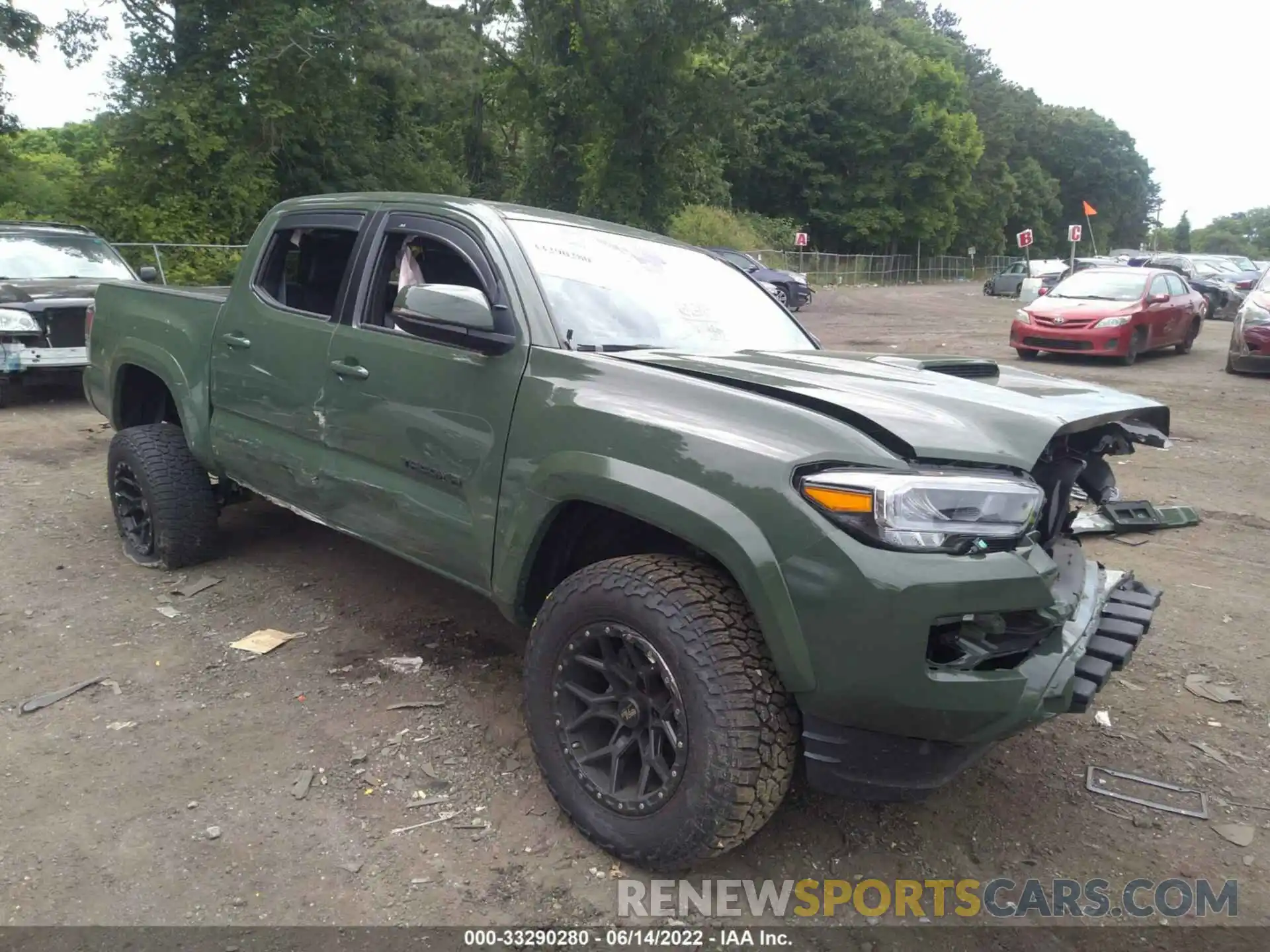 1 Photograph of a damaged car 3TYCZ5AN5MT009438 TOYOTA TACOMA 4WD 2021