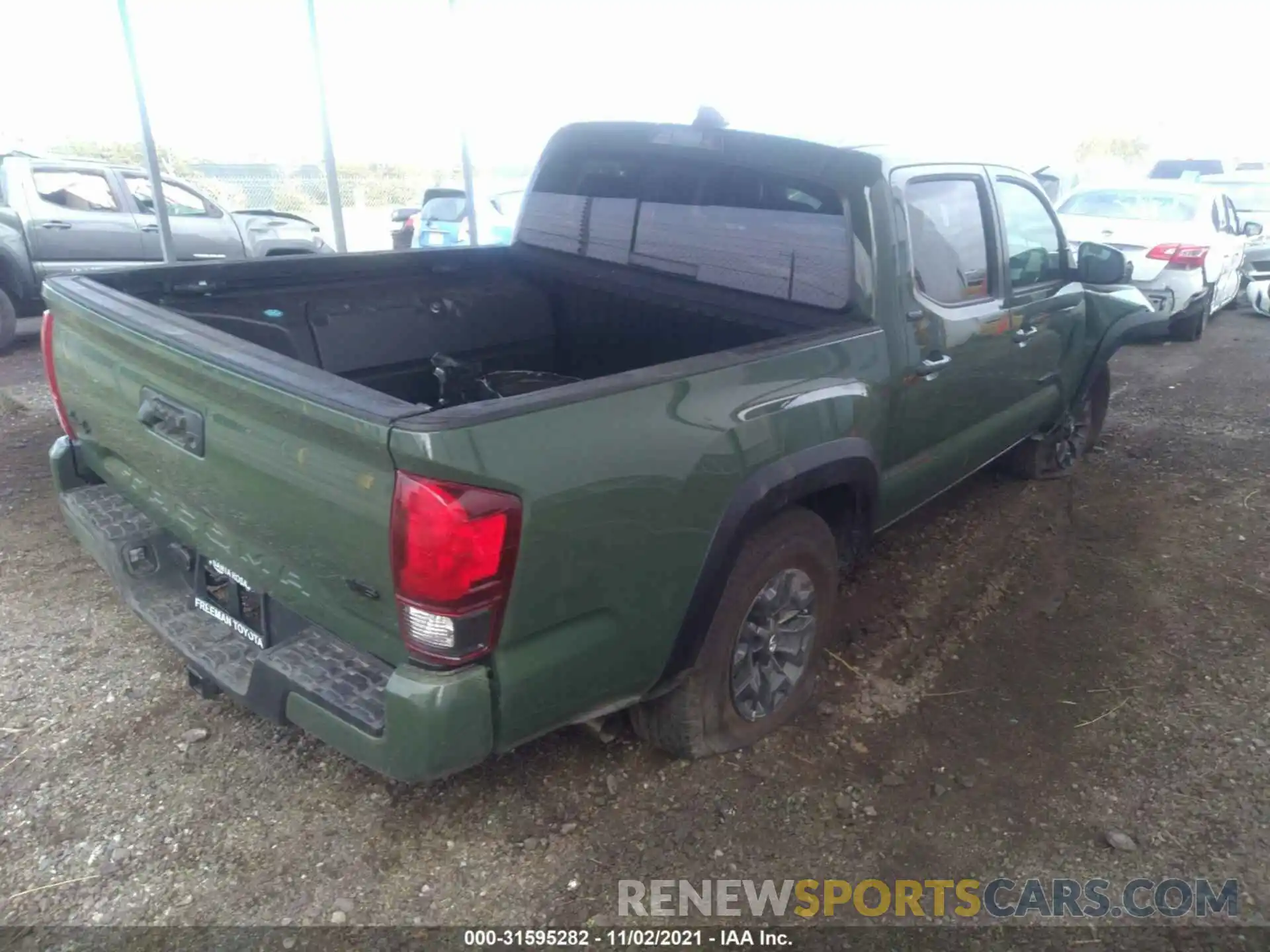 4 Фотография поврежденного автомобиля 3TYCZ5AN5MT045906 TOYOTA TACOMA 4WD 2021