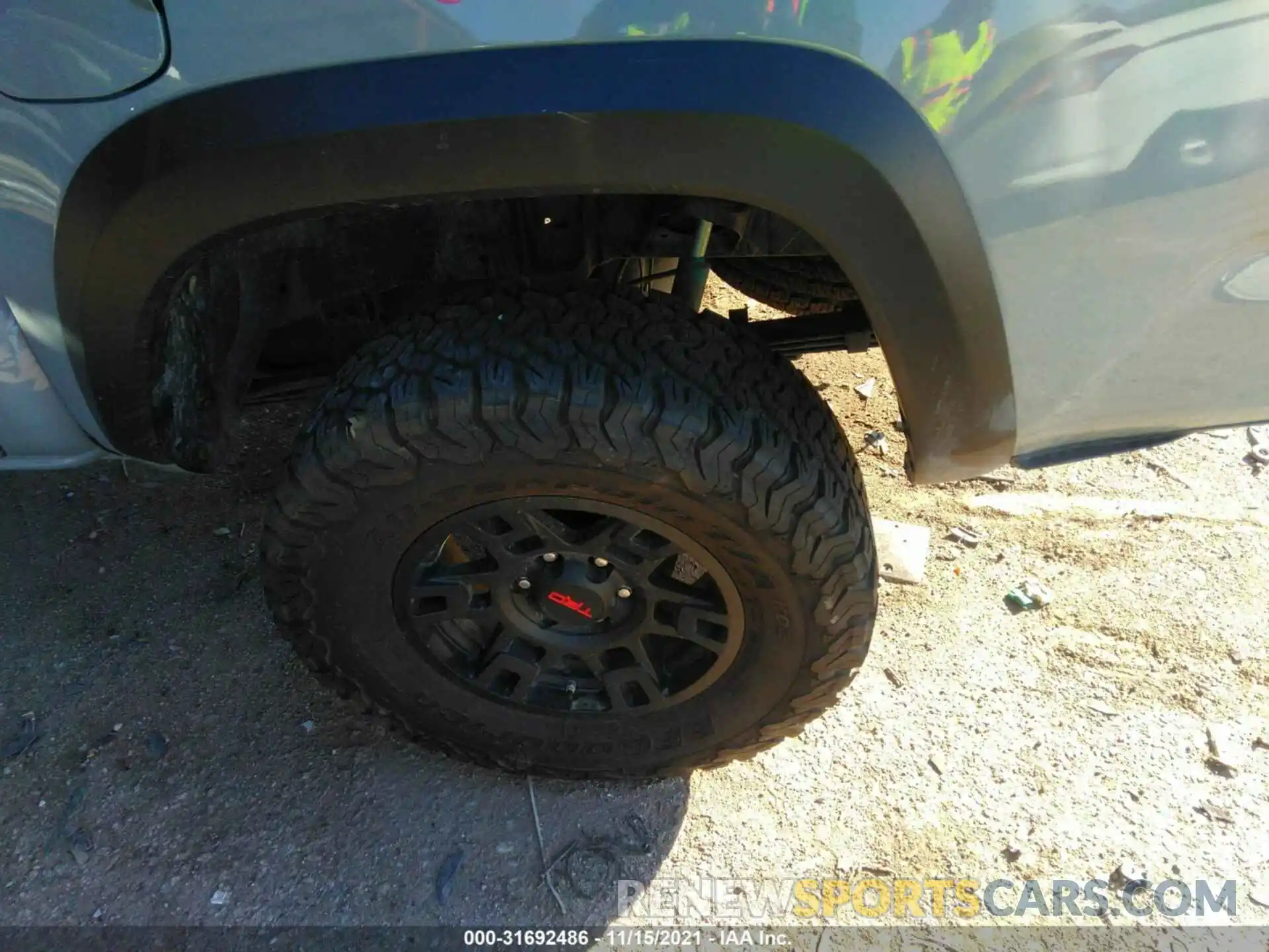 13 Фотография поврежденного автомобиля 3TYCZ5AN6MT013336 TOYOTA TACOMA 4WD 2021