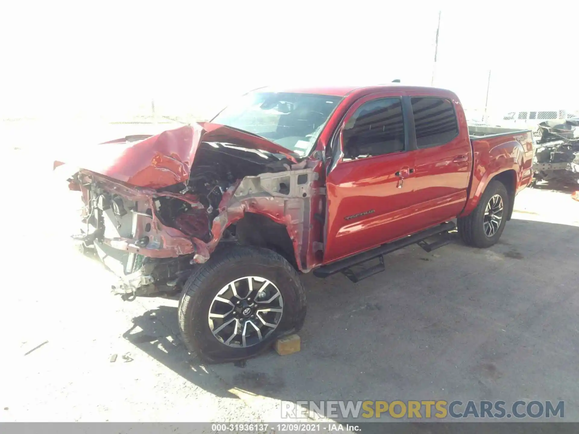 2 Photograph of a damaged car 3TYCZ5AN6MT035949 TOYOTA TACOMA 4WD 2021