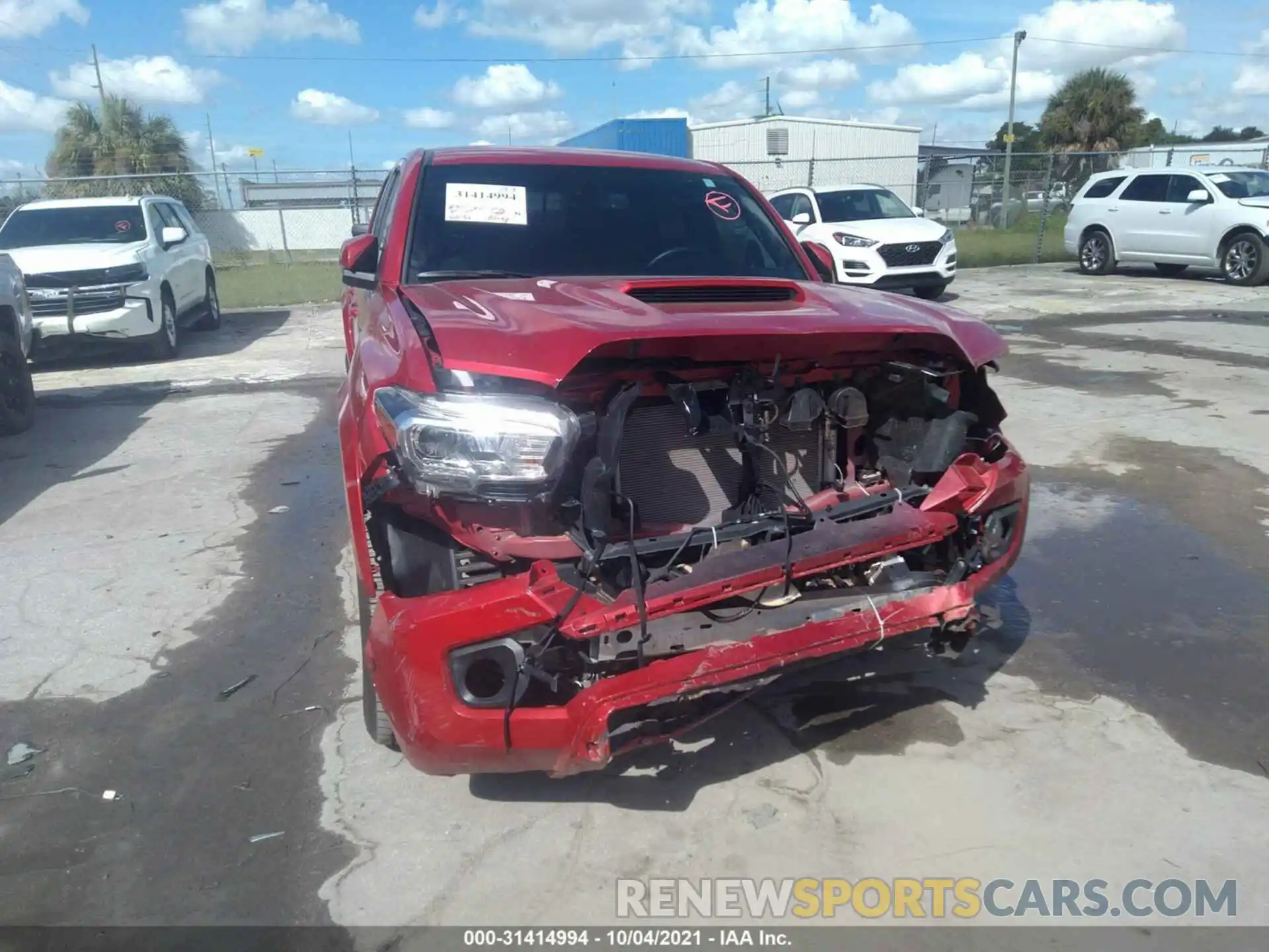 6 Photograph of a damaged car 3TYCZ5AN7MT028041 TOYOTA TACOMA 4WD 2021