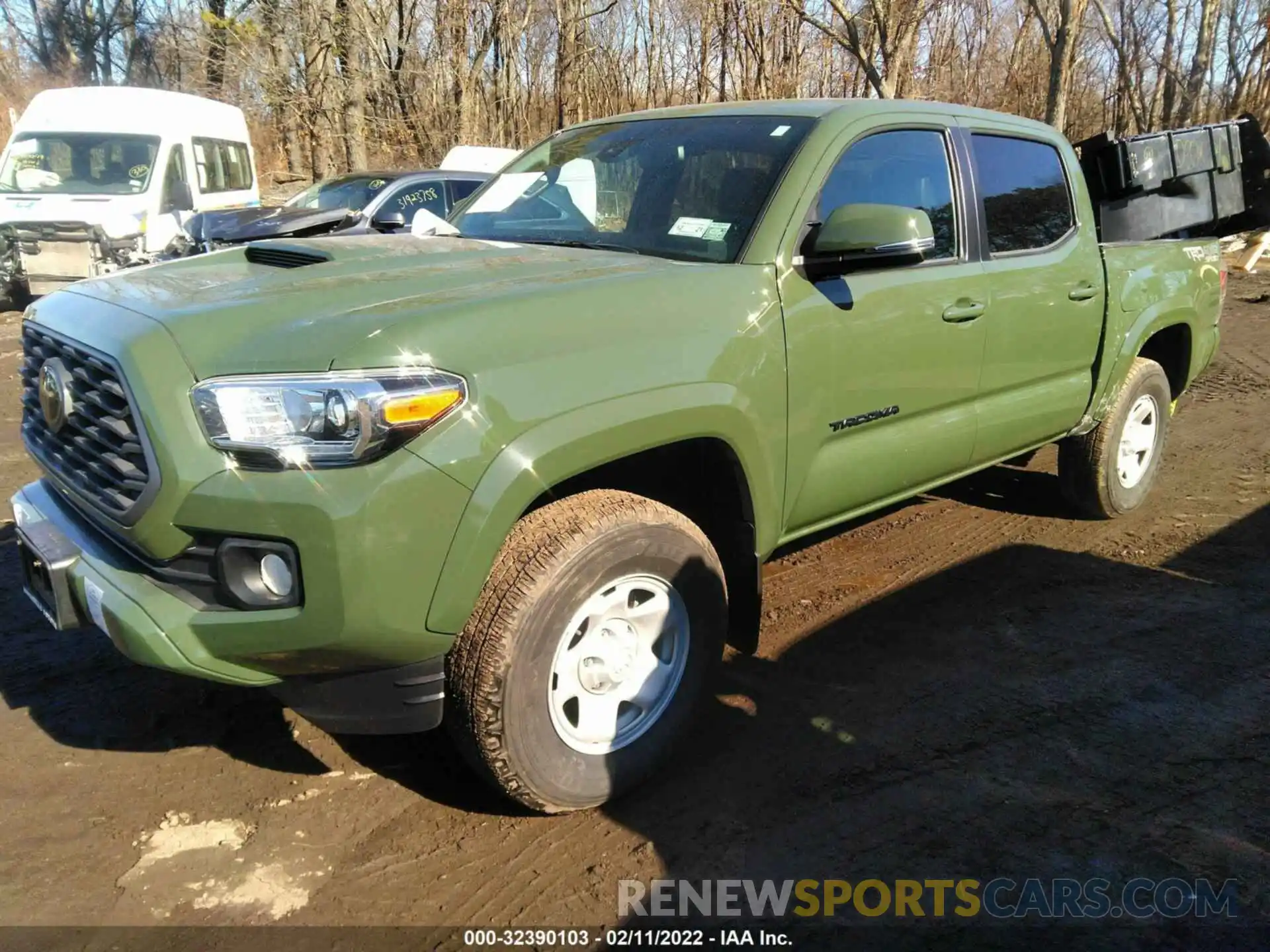 2 Photograph of a damaged car 3TYCZ5AN7MT029187 TOYOTA TACOMA 4WD 2021