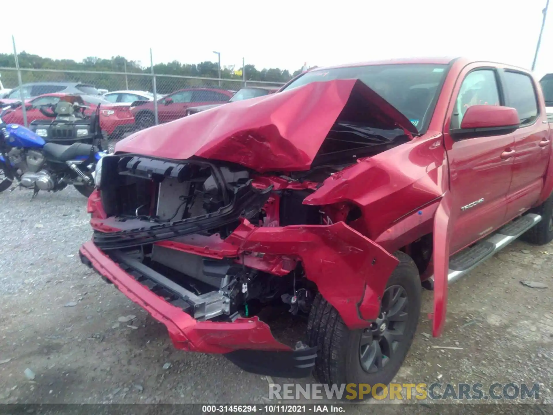 6 Photograph of a damaged car 3TYCZ5AN7MT029268 TOYOTA TACOMA 4WD 2021