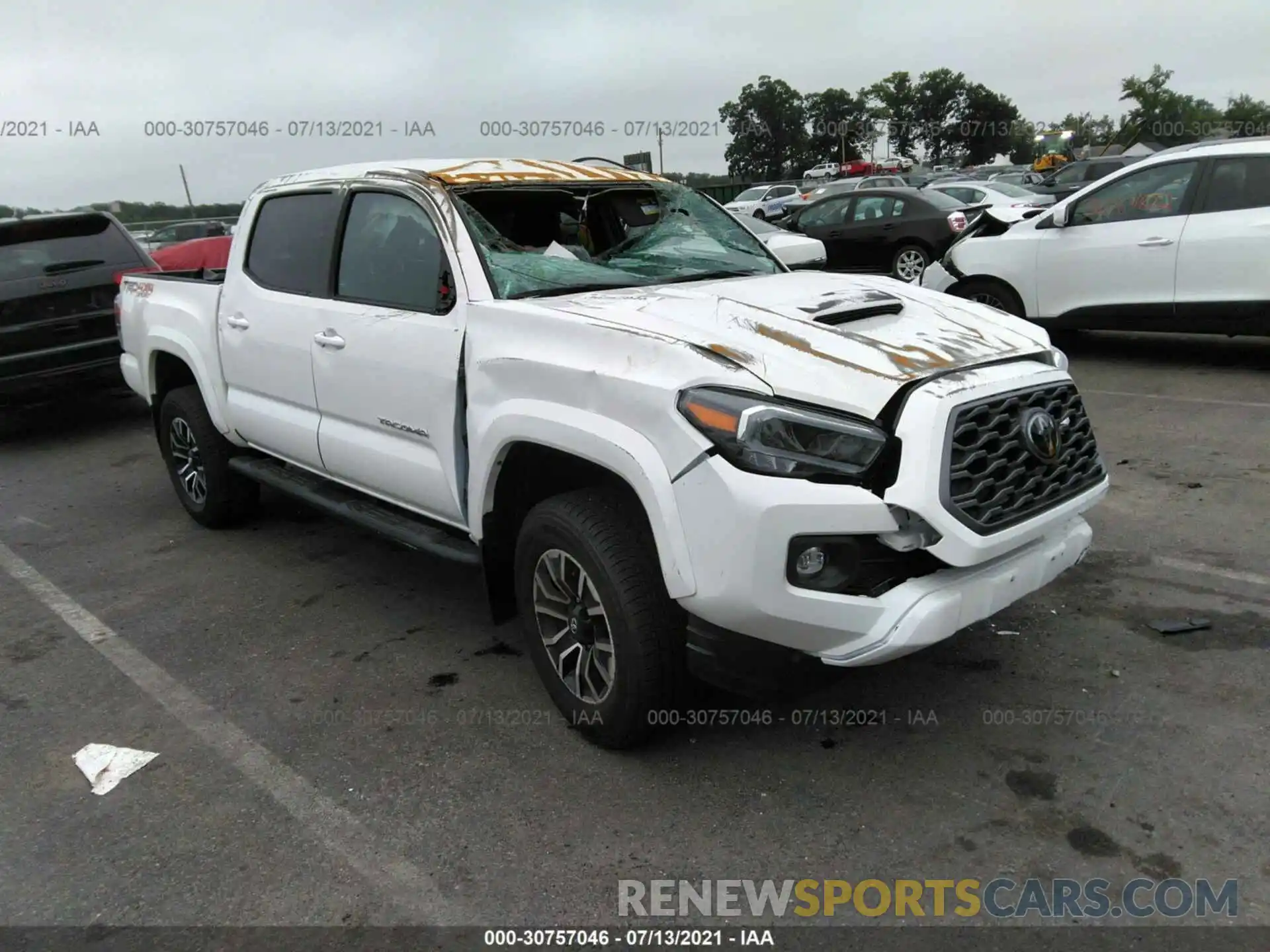 1 Photograph of a damaged car 3TYCZ5AN7MT032204 TOYOTA TACOMA 4WD 2021