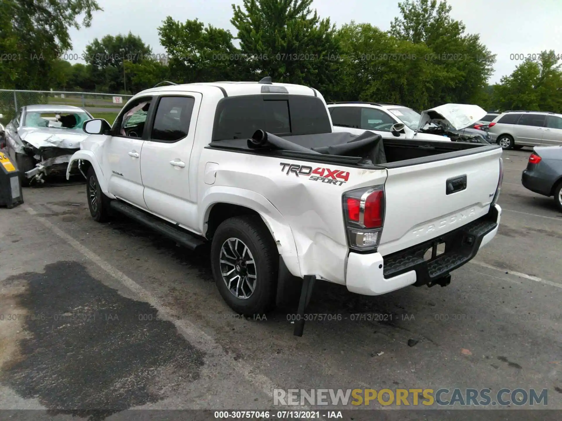 3 Photograph of a damaged car 3TYCZ5AN7MT032204 TOYOTA TACOMA 4WD 2021