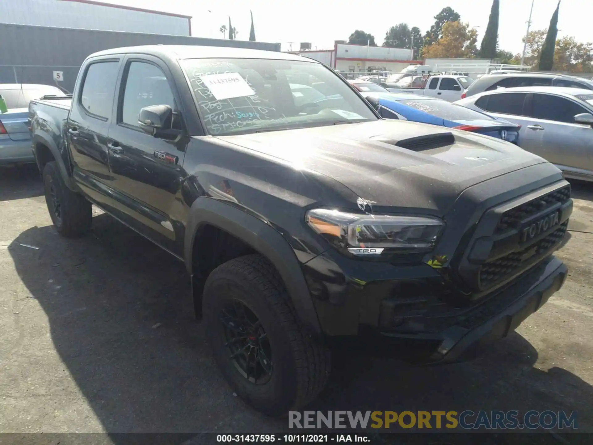 1 Photograph of a damaged car 3TYCZ5AN7MT032705 TOYOTA TACOMA 4WD 2021